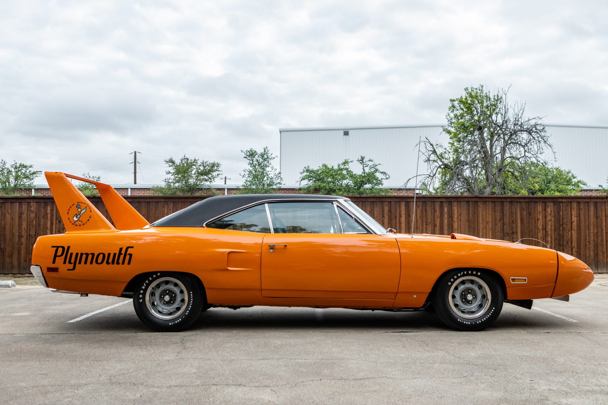 Plymouth Superbird & Dodge Charger Daytona 