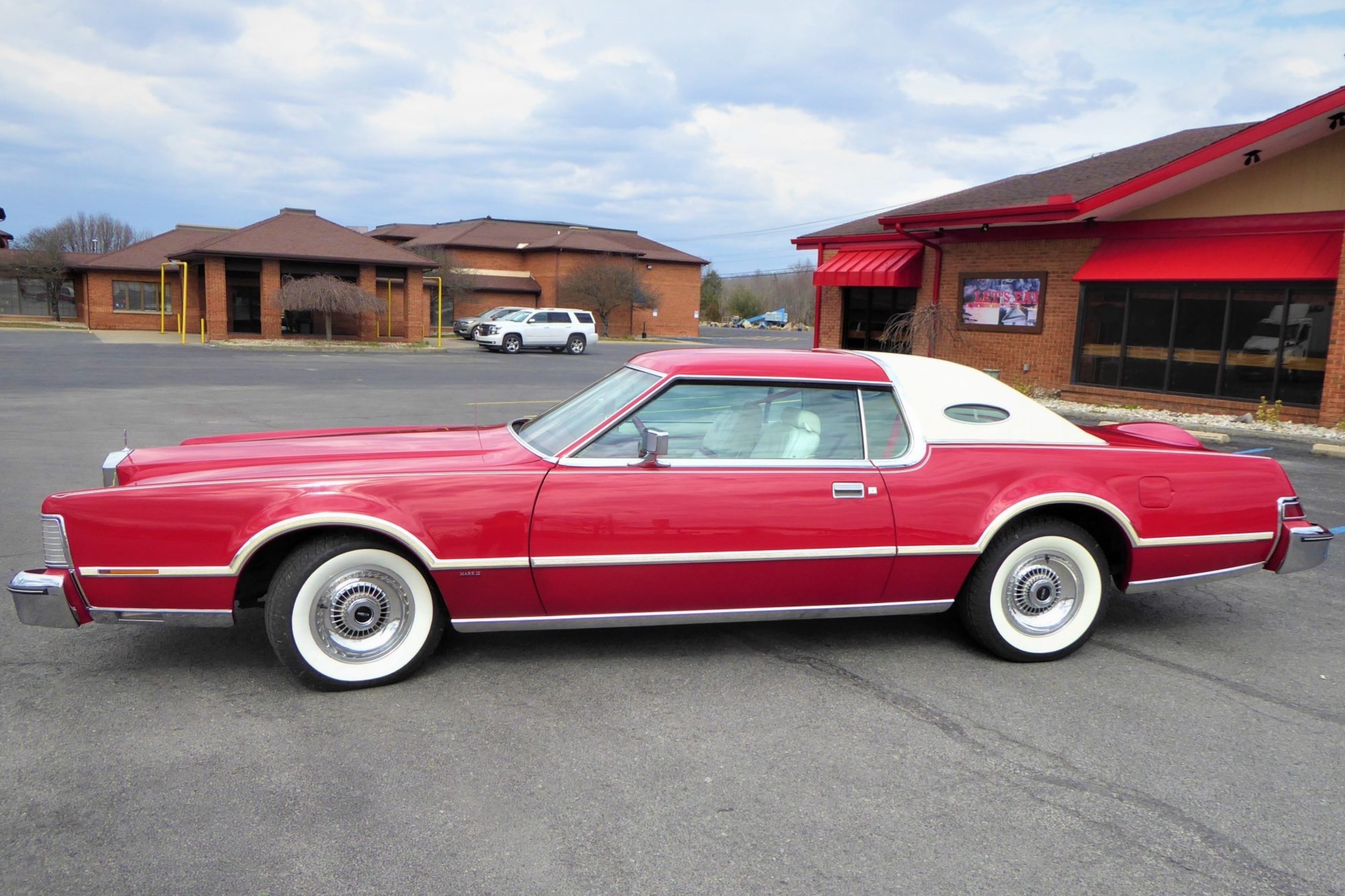 Lincoln Continental Mark IV (1972-1976) 