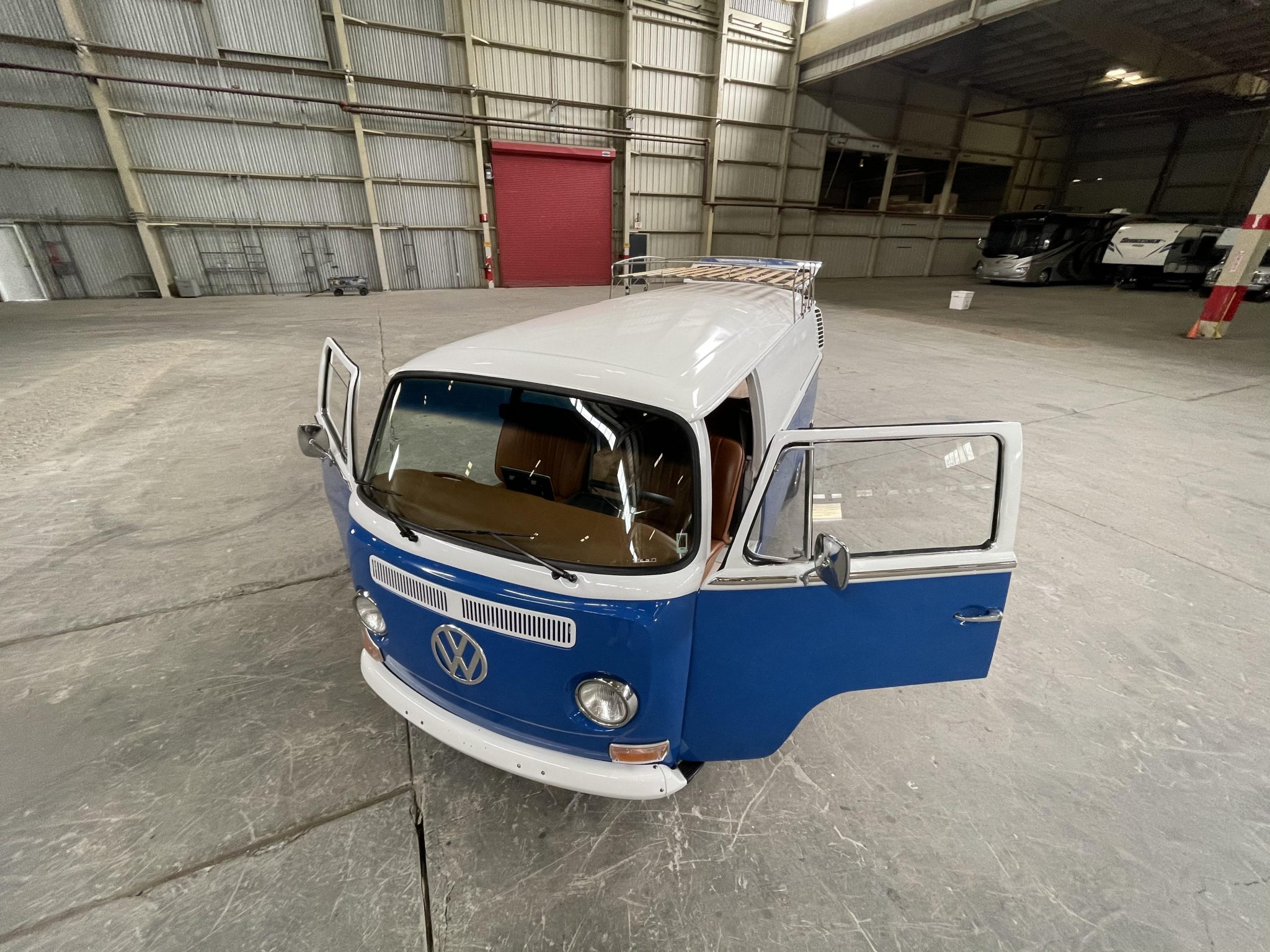 Volkswagen Bay-Window Bus 
