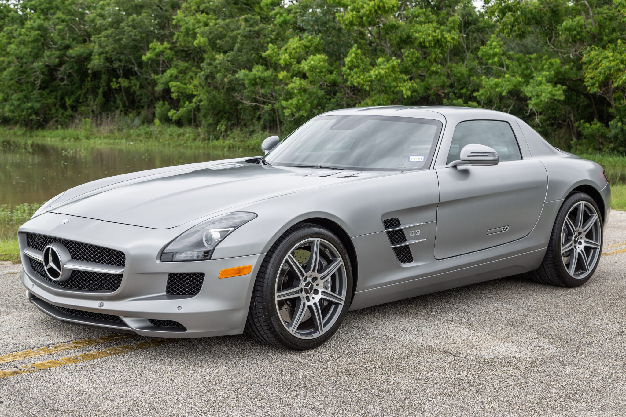 Mercedes-Benz SLS AMG 