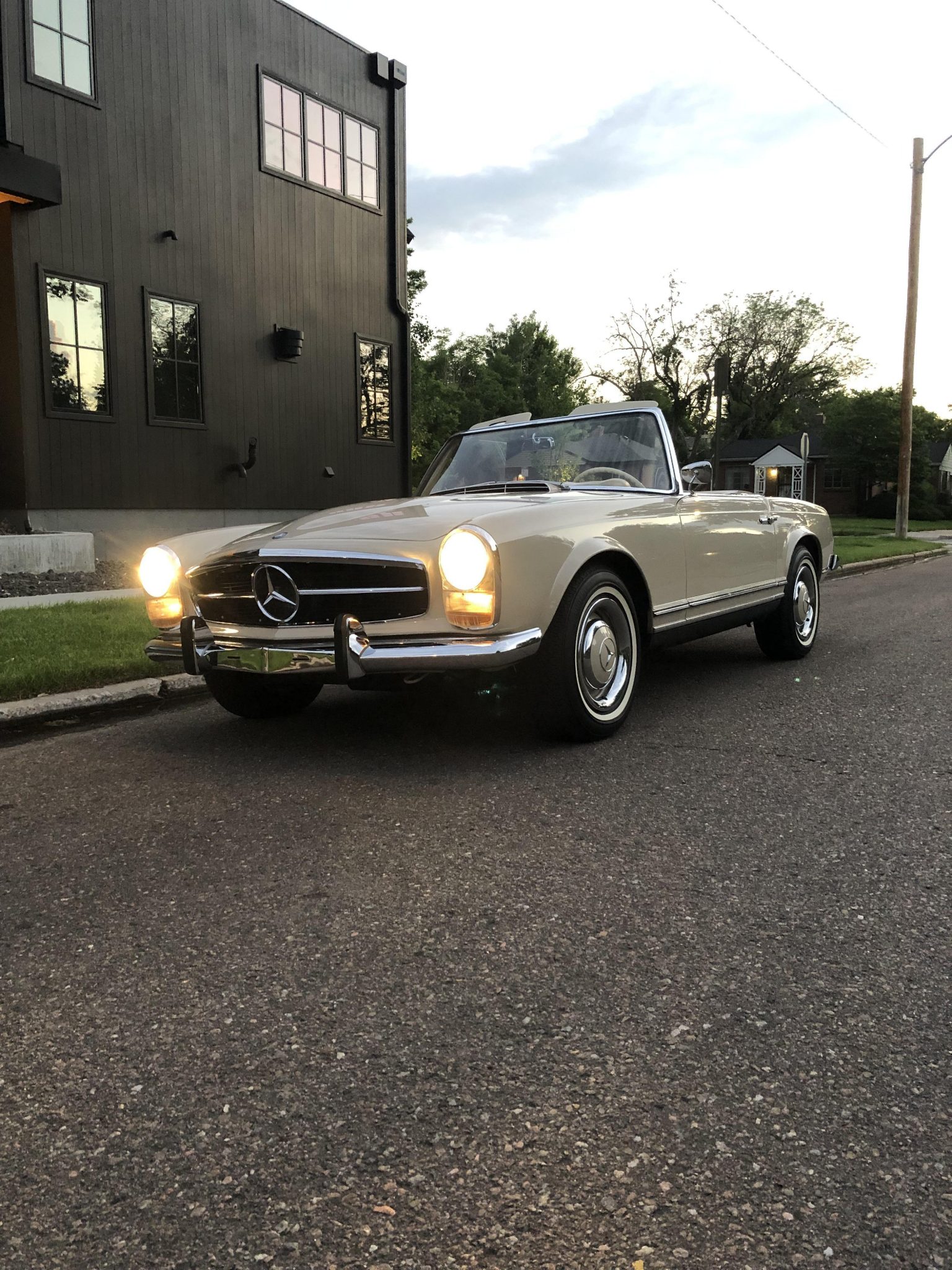 Mercedes-Benz W113 SL 