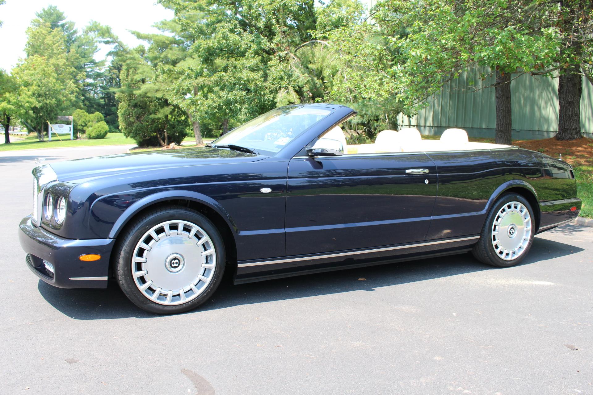 Bentley Azure 
