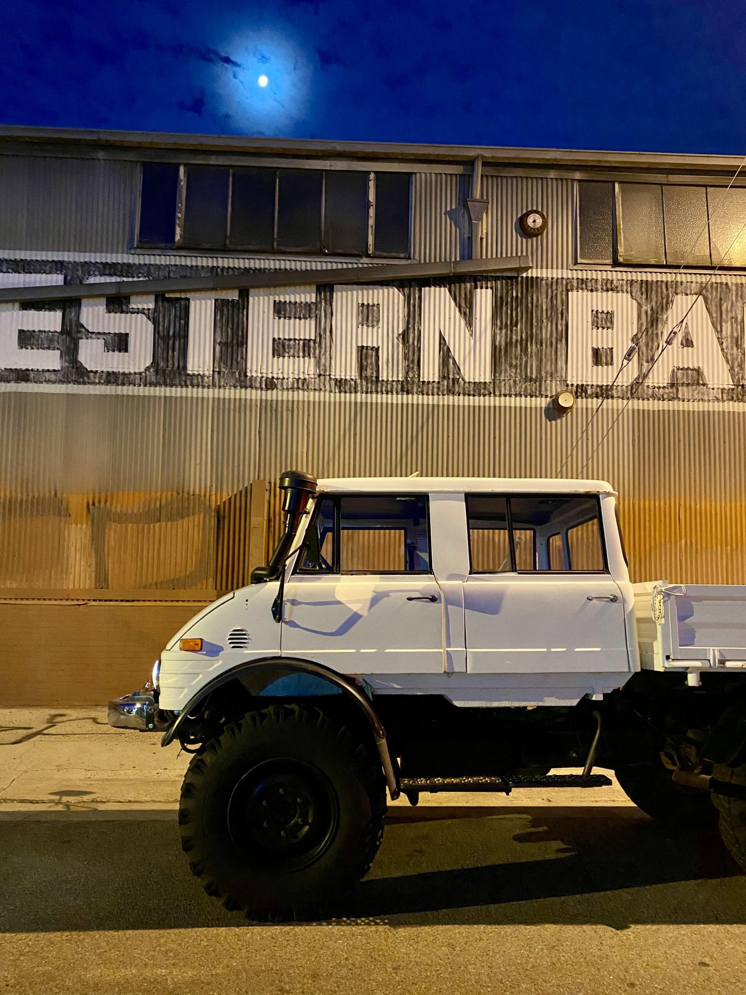 Mercedes-Benz Unimog 