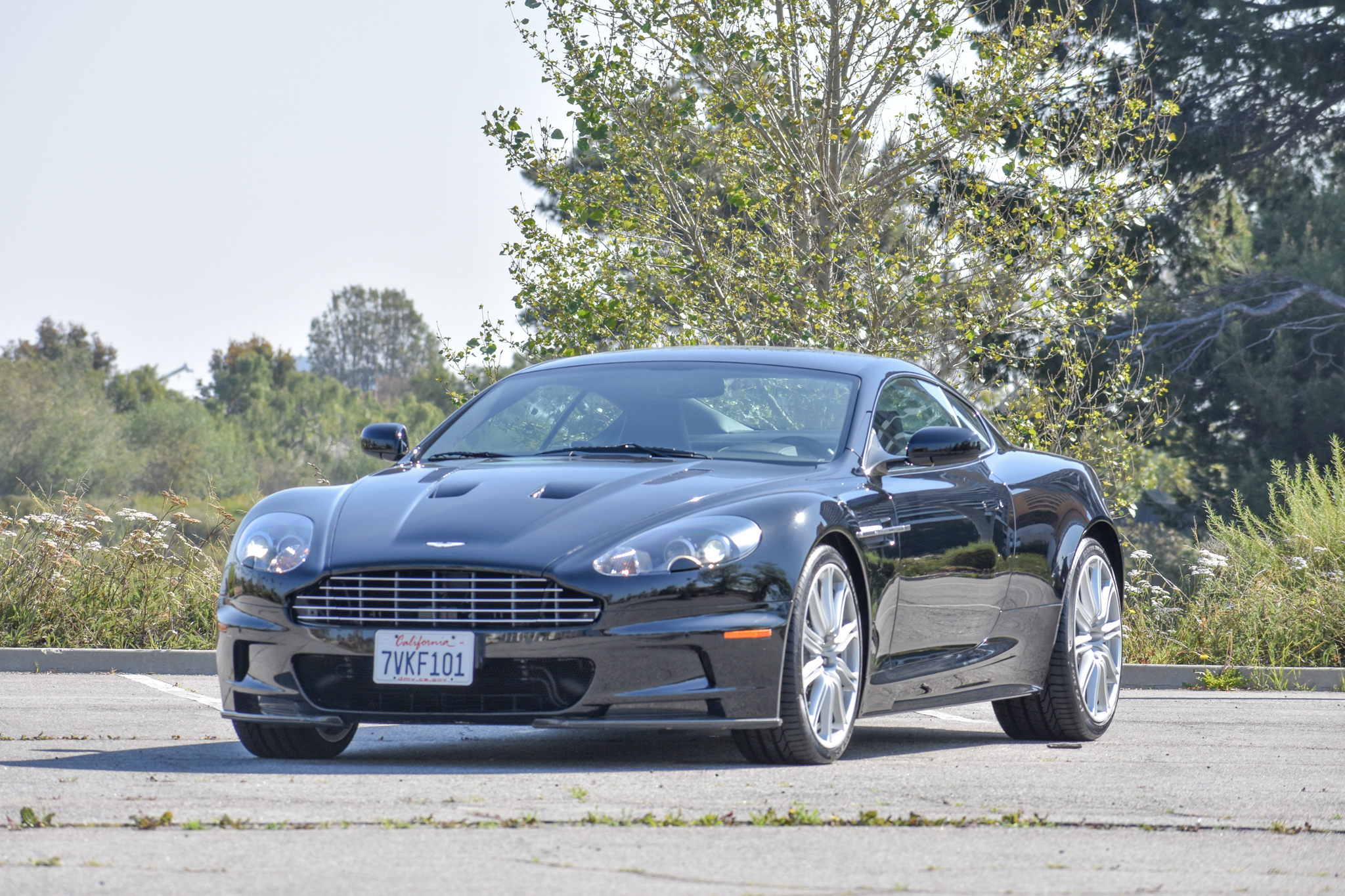 Aston Martin DBS 