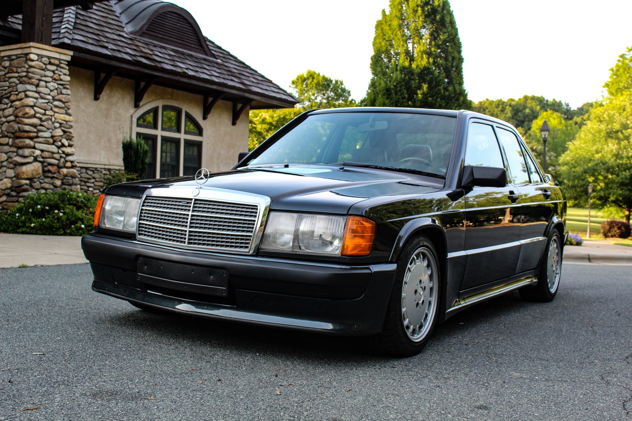 Mercedes-Benz 190E 2.3-16 & 2.5-16 