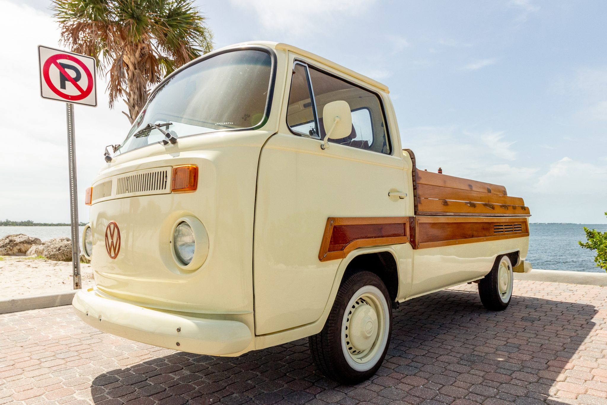 Volkswagen Bay-Window Pickup 