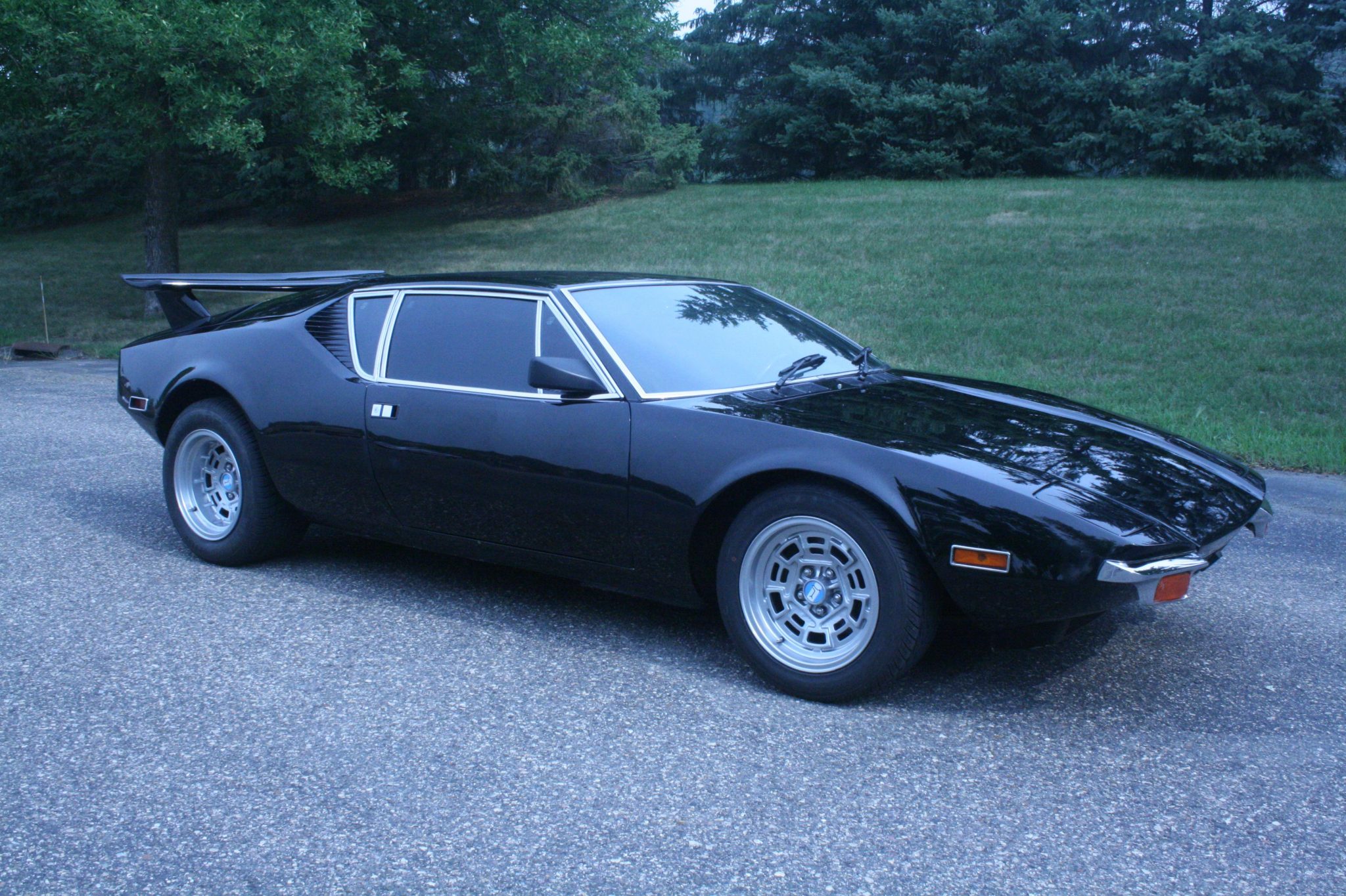 DeTomaso Pantera 