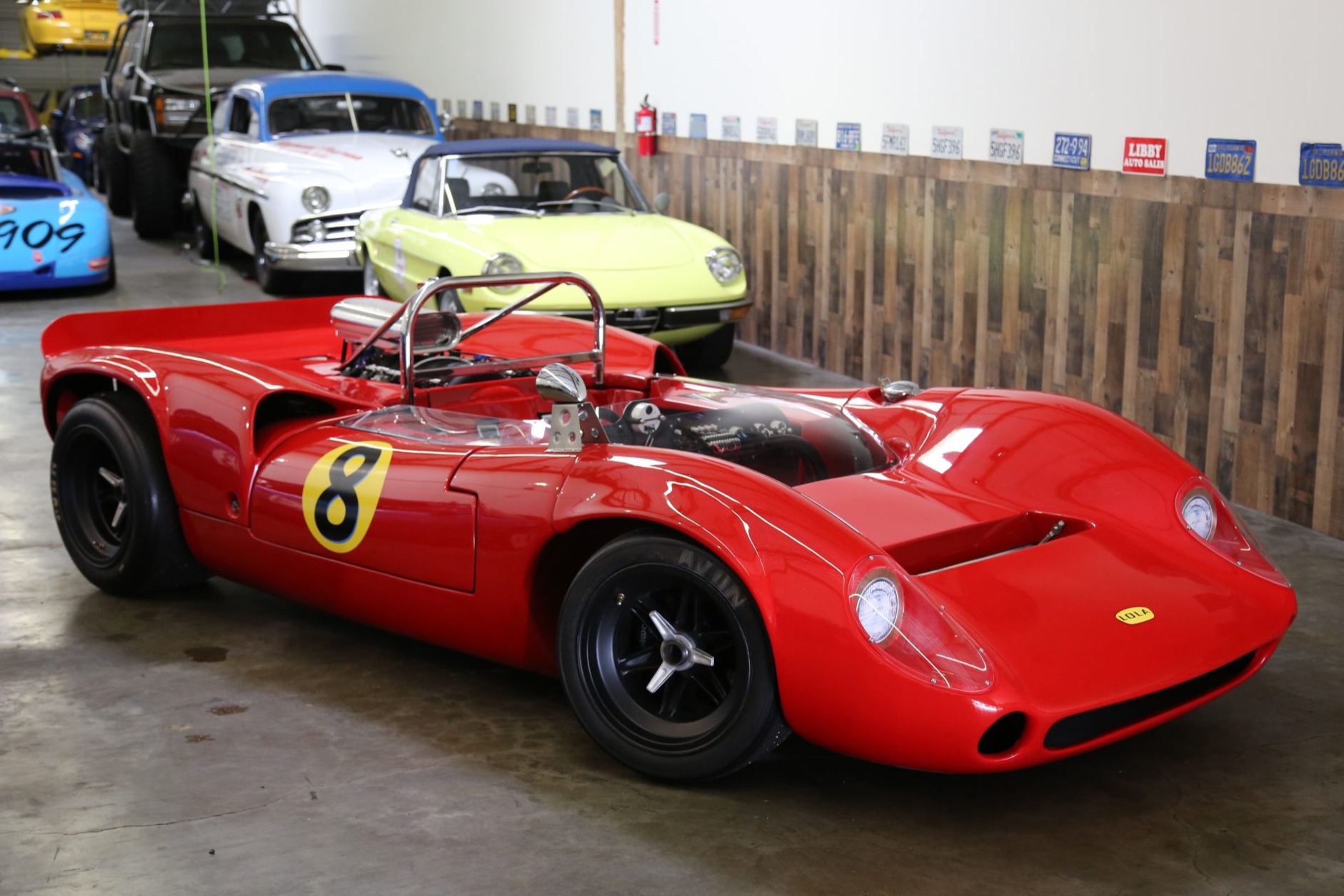 Lola T70 MkII Spyder Replica 
