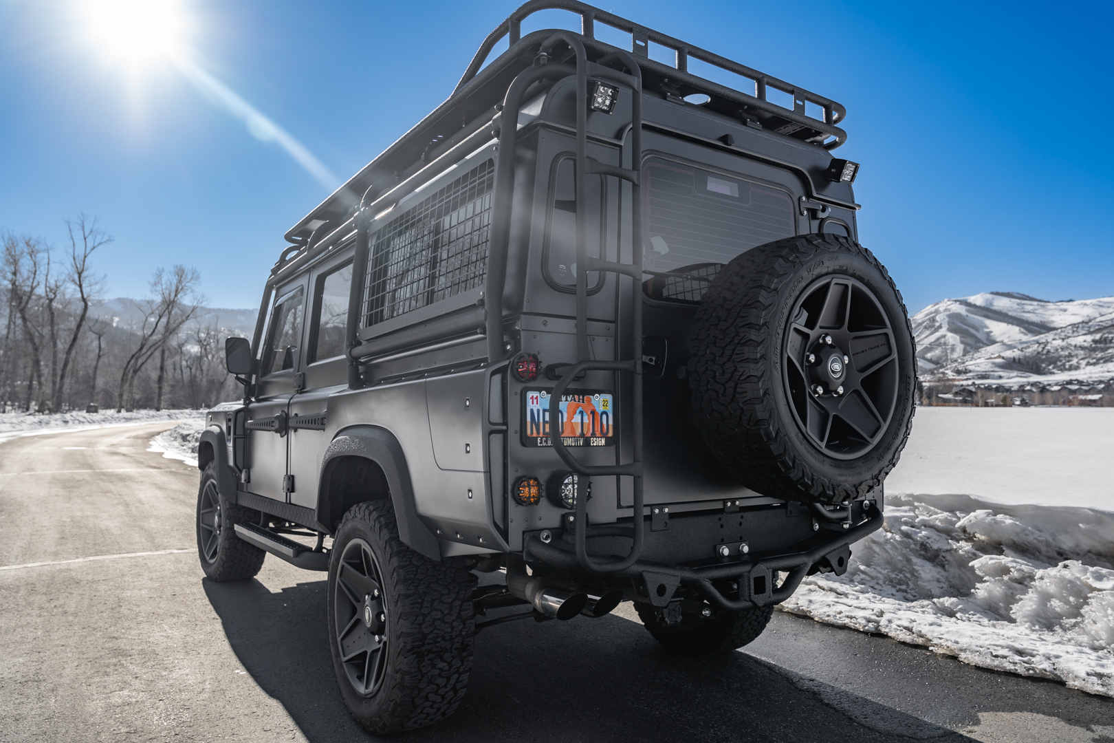 Land Rover 110 / Defender 110 (Euro Spec) 