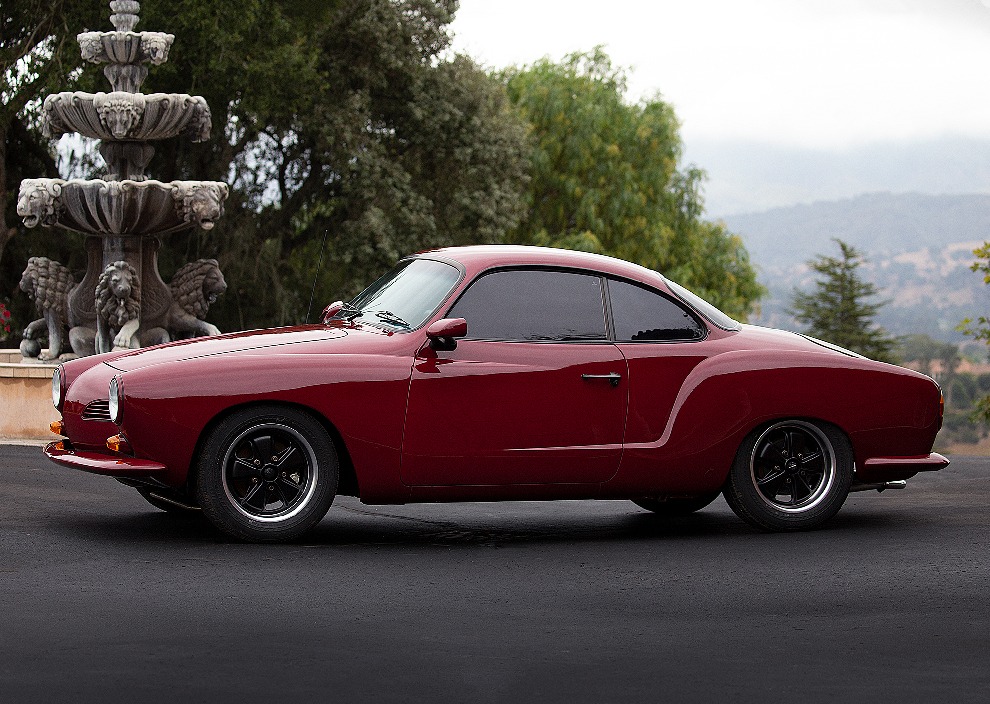 Volkswagen Karmann Ghia