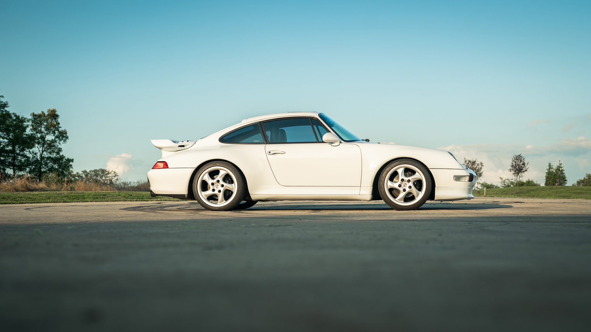 Porsche 993 911 (Non-Turbo/GT2) 