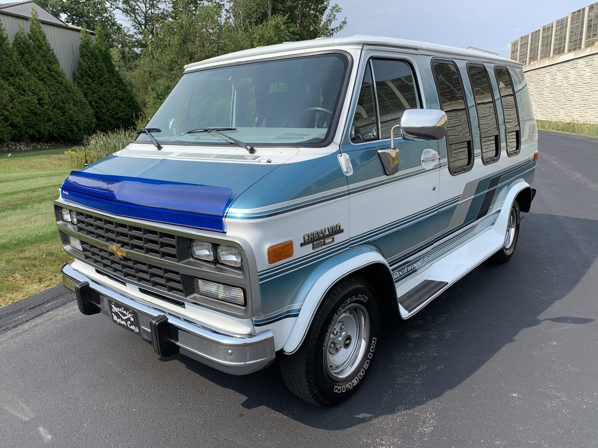 Chevrolet G-Series Van 