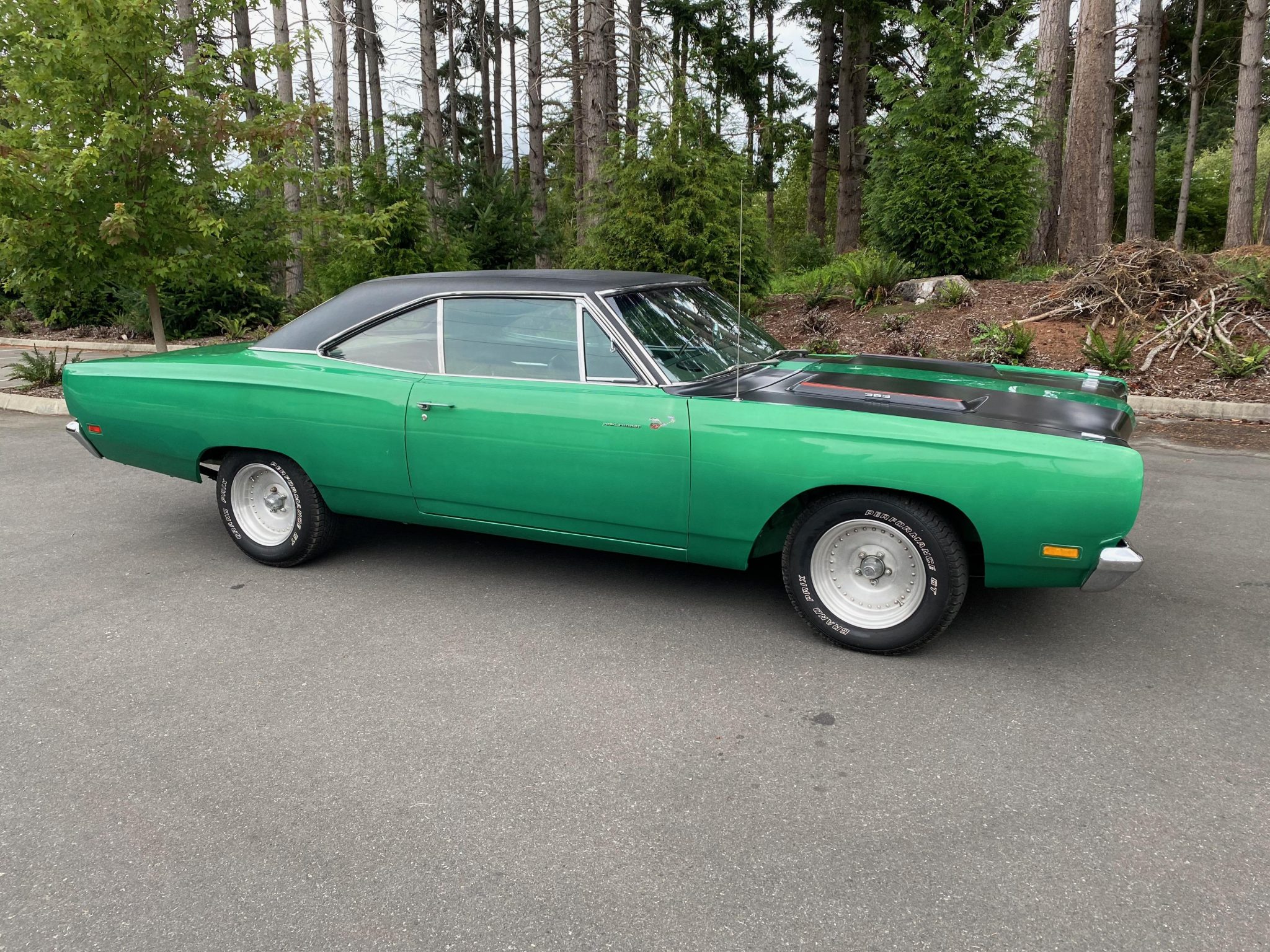 Plymouth Road Runner 