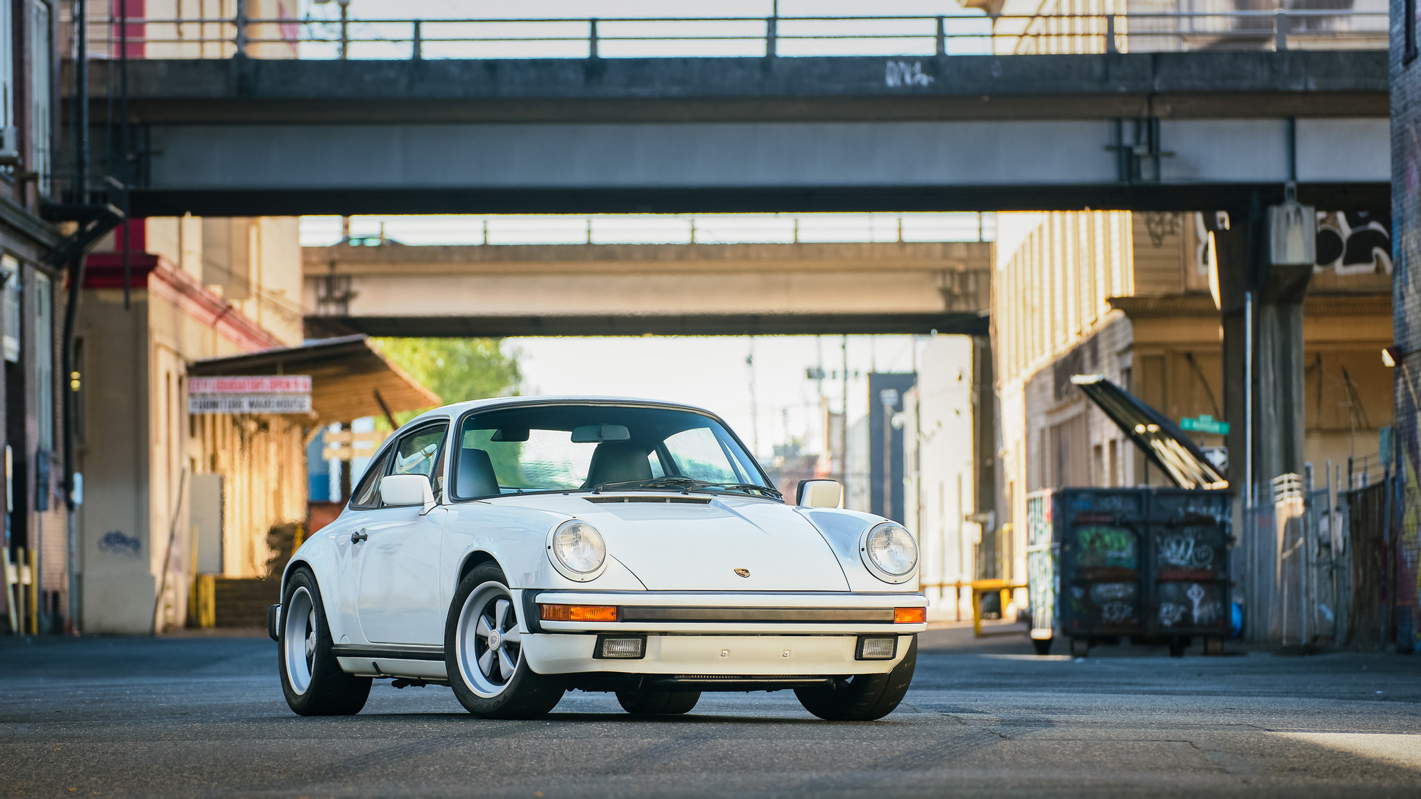 Porsche 911 Carrera 3.2 