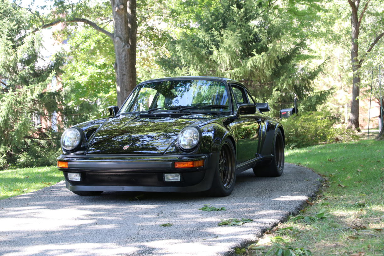 Porsche 911 Carrera 3.2 