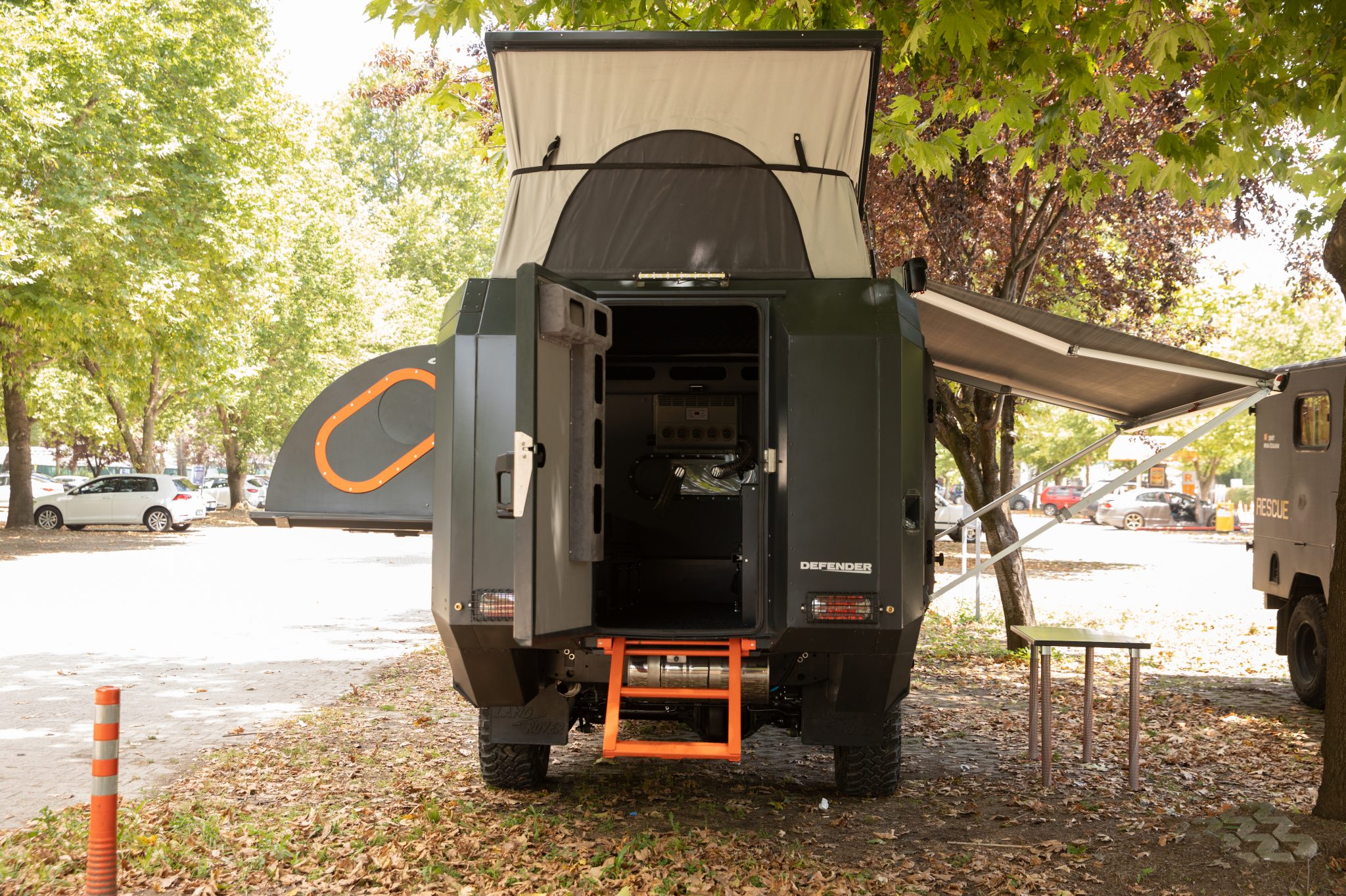 Land Rover 110 / Defender 110 (Euro Spec) 