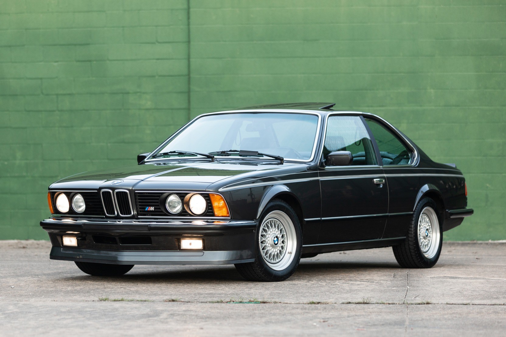 BMW E24 M6 & M635CSi 