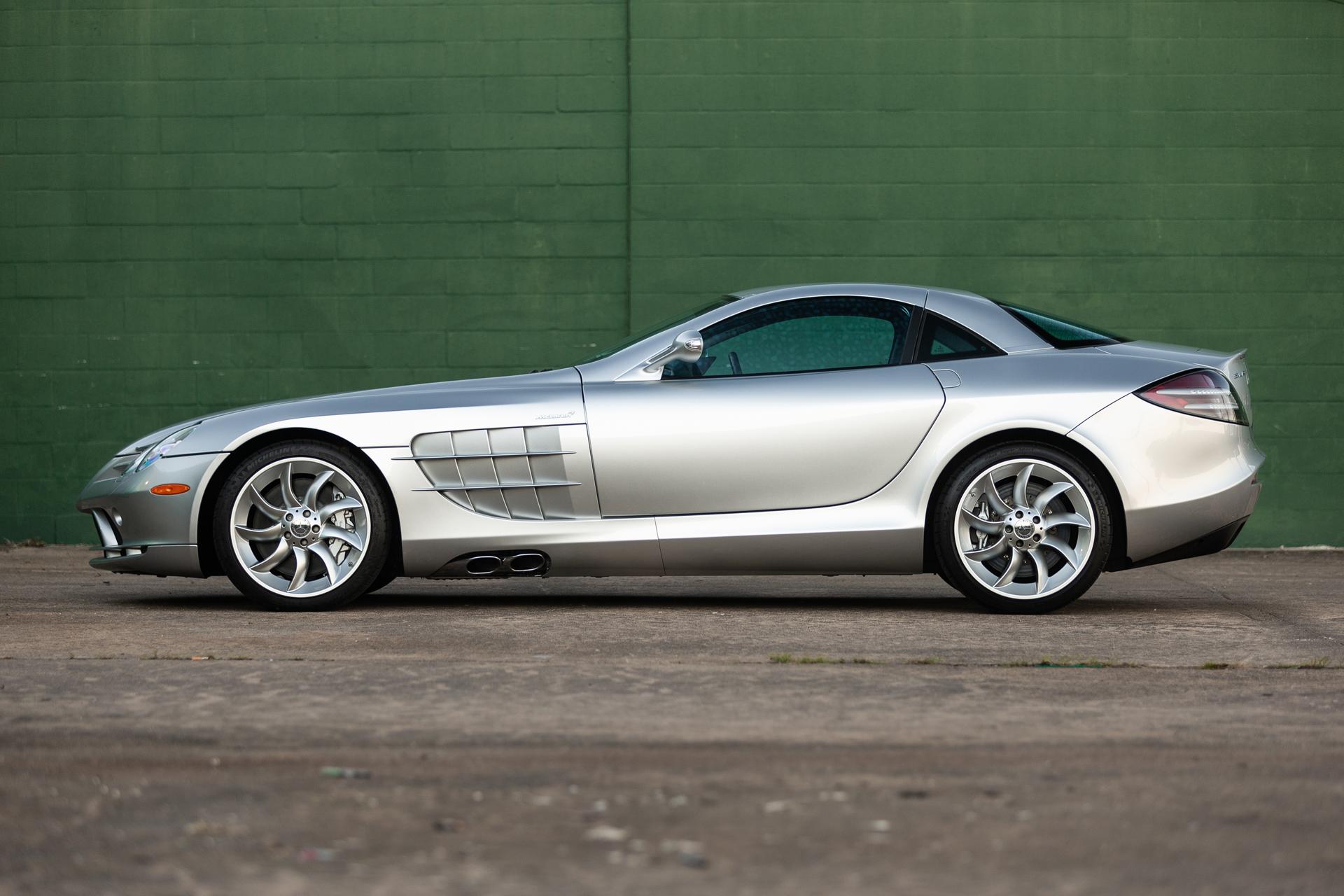 Mercedes-Benz SLR McLaren 