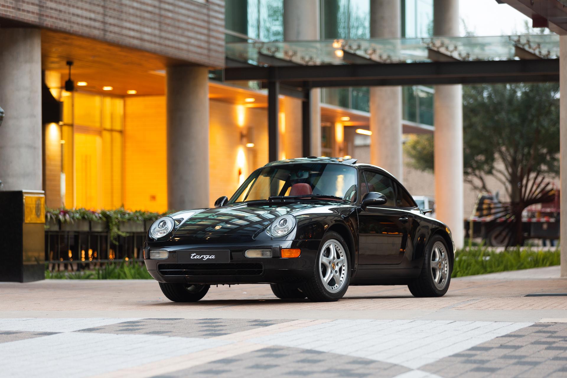 Porsche 993 911 (Non-Turbo/GT2) 