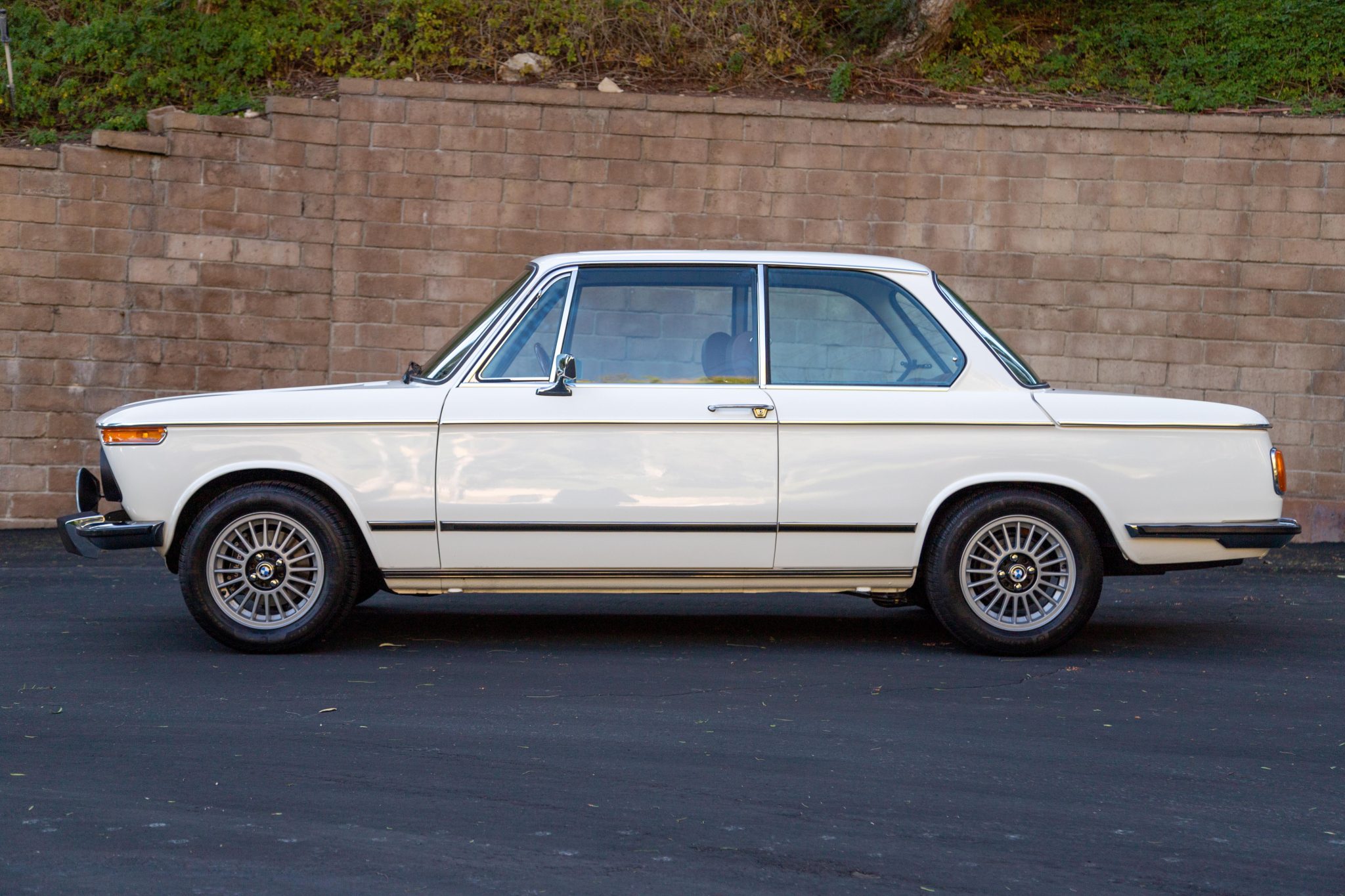 BMW 2002 