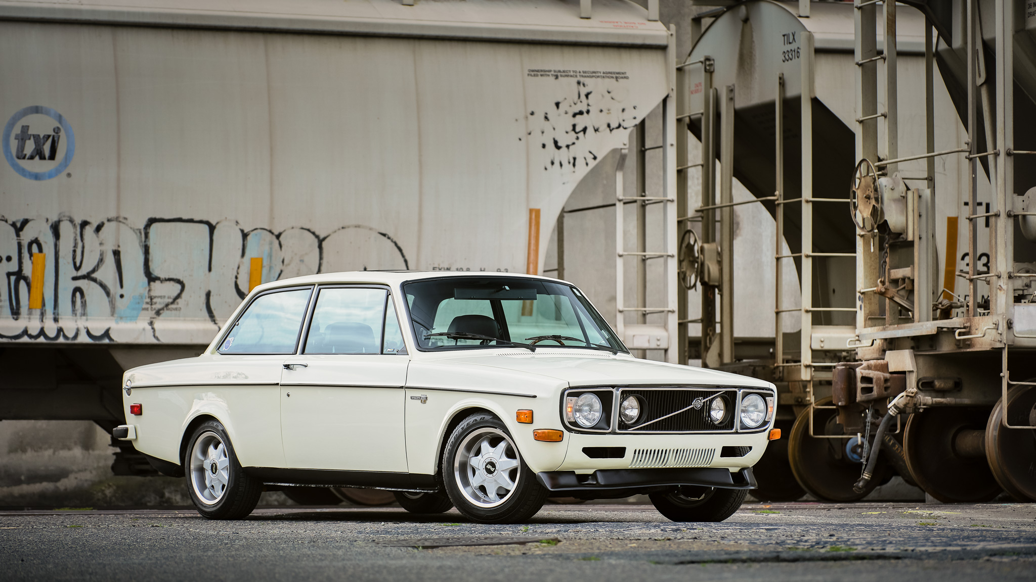 Volvo 140 