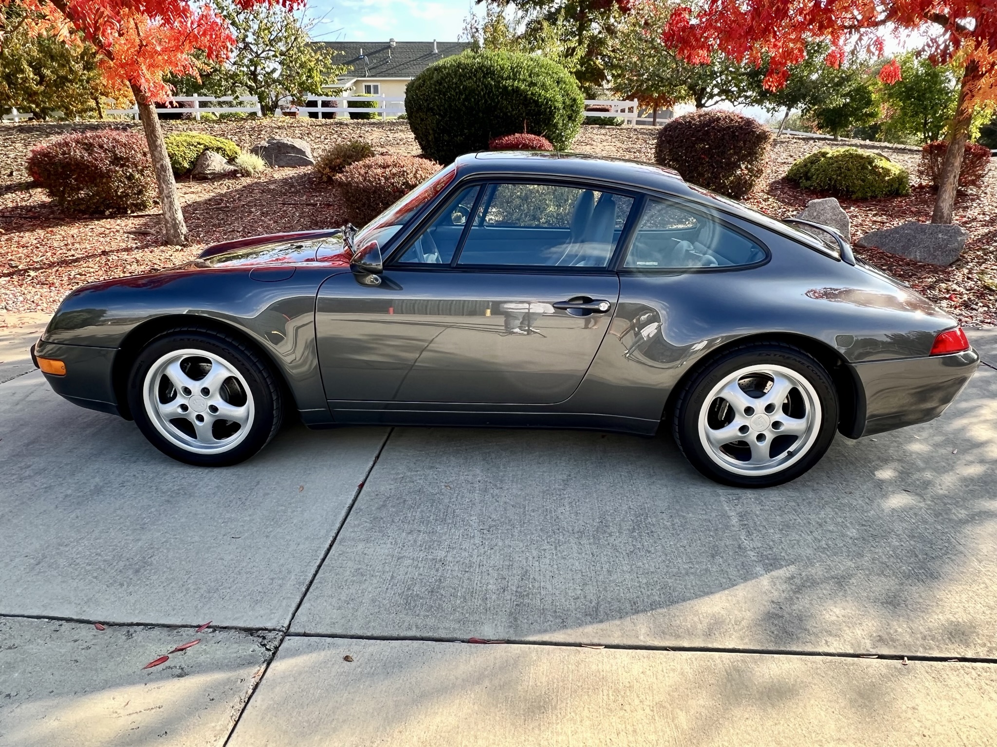 Porsche 993 911 (Non-Turbo/GT2) 