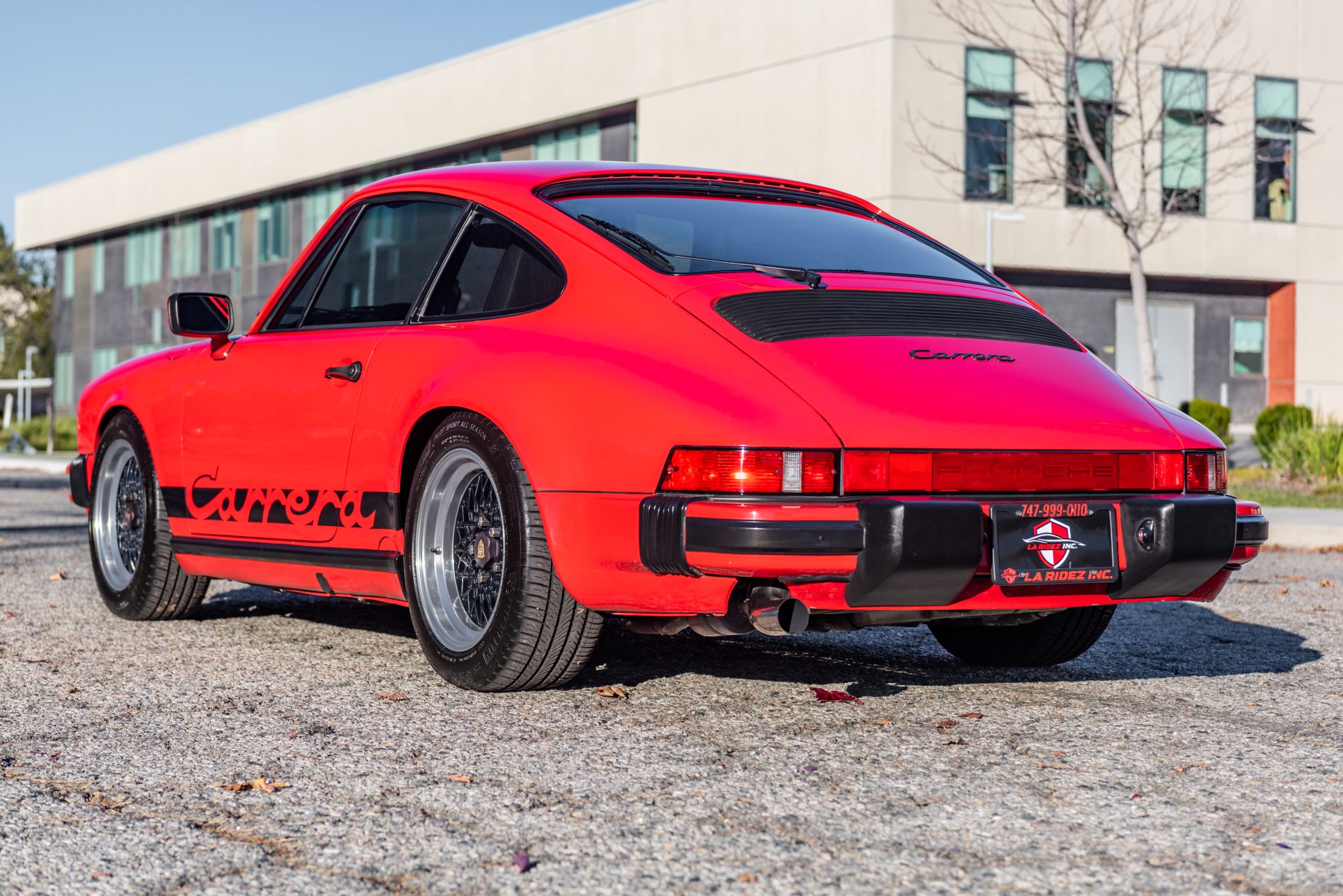 Porsche 911 Carrera 3.2 