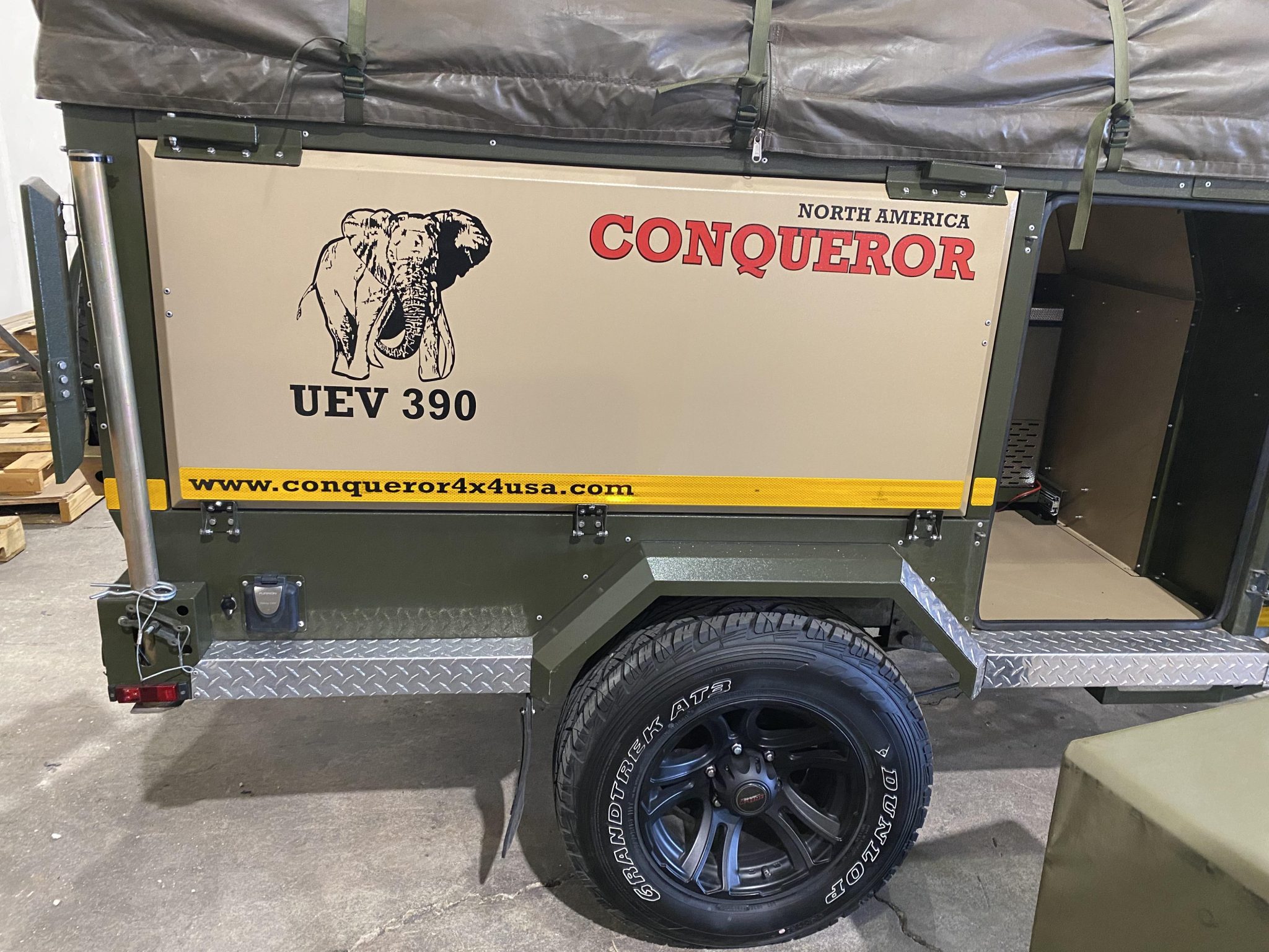 Parts and Automobilia – Trailers 