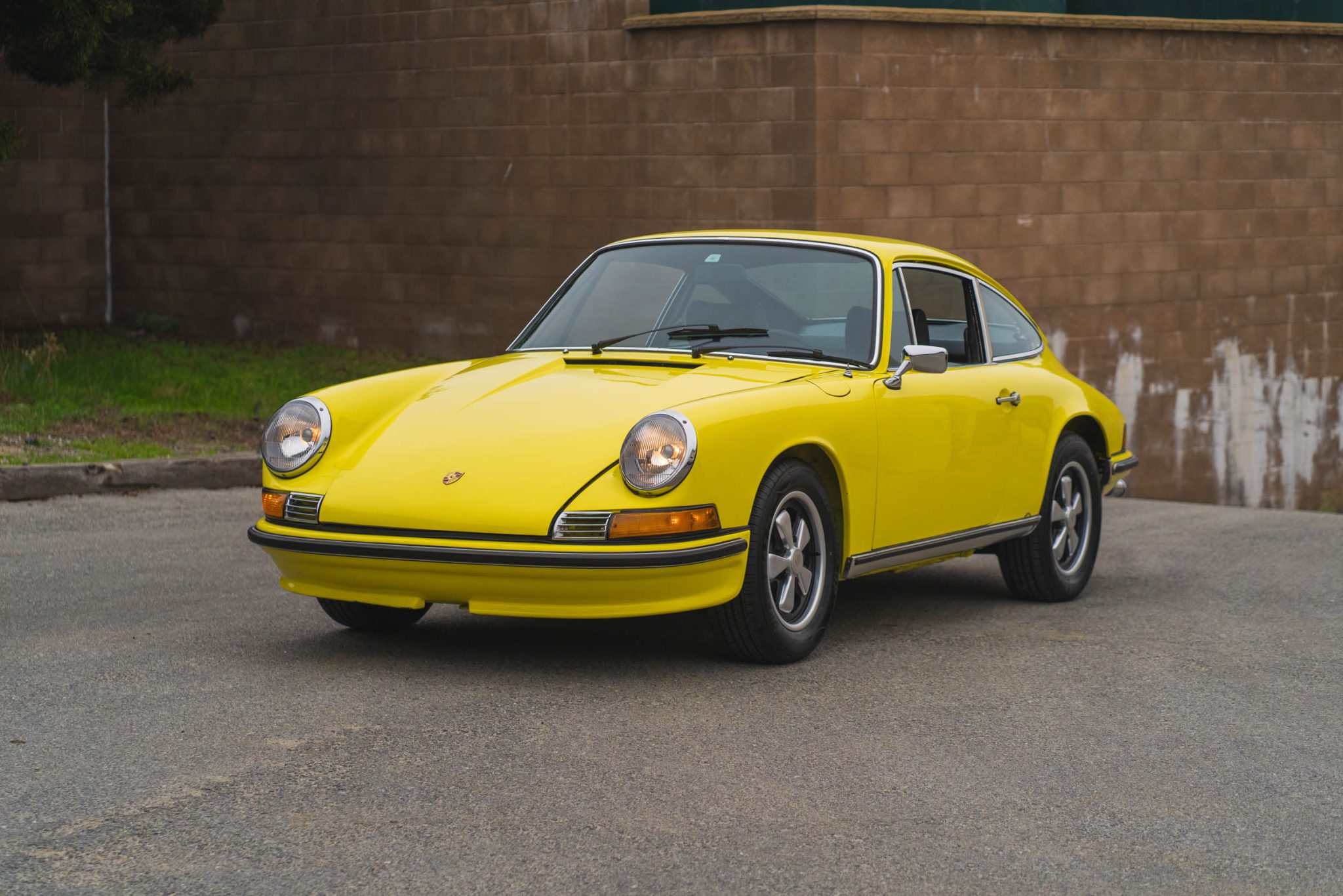 Porsche LWB 911T (1969-1973) 
