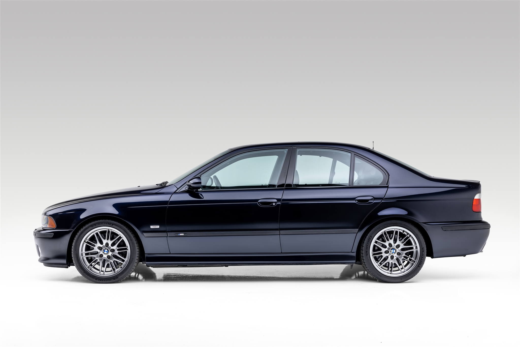 BMW E39 M5 