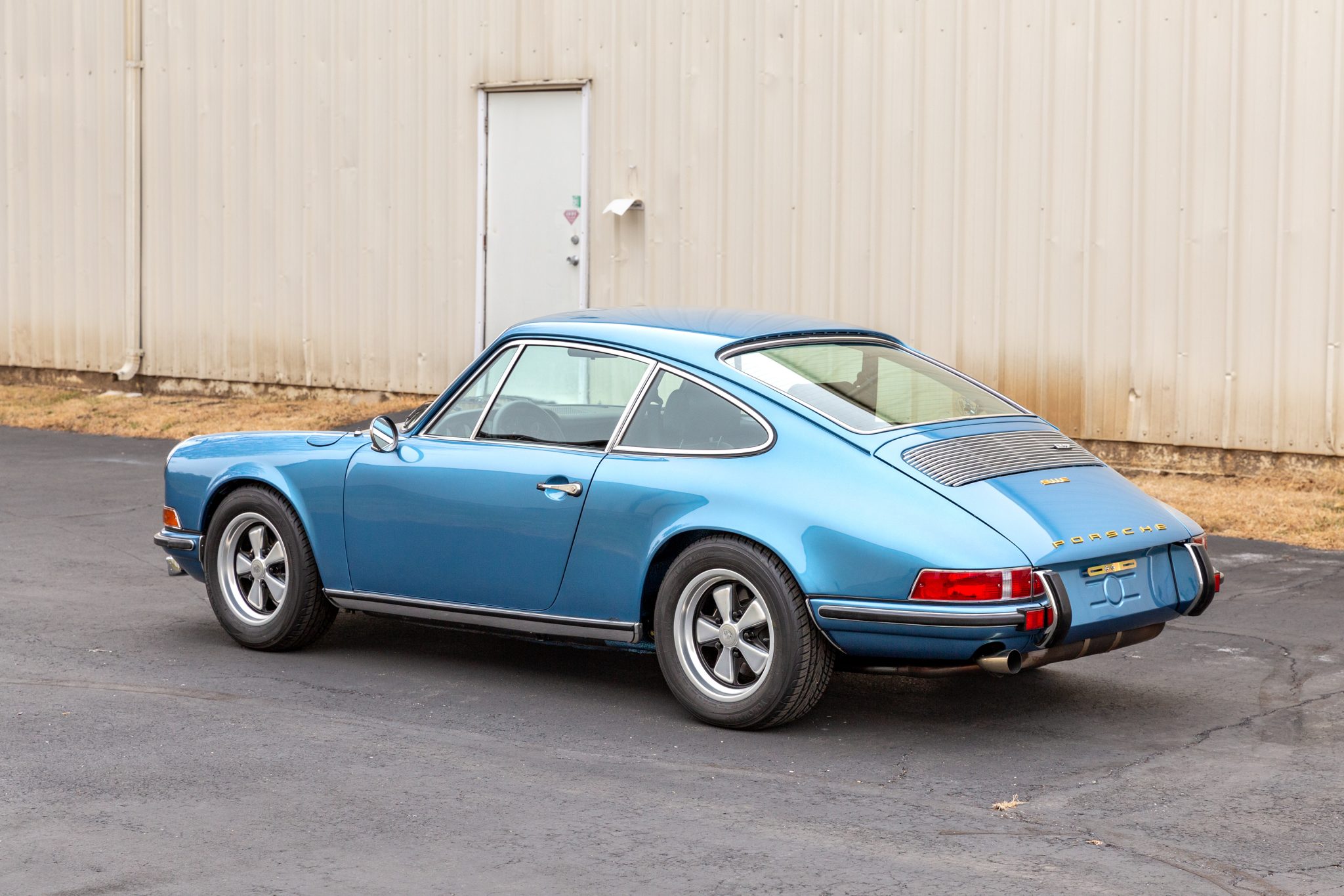 Porsche LWB 911E (1969-1973) 