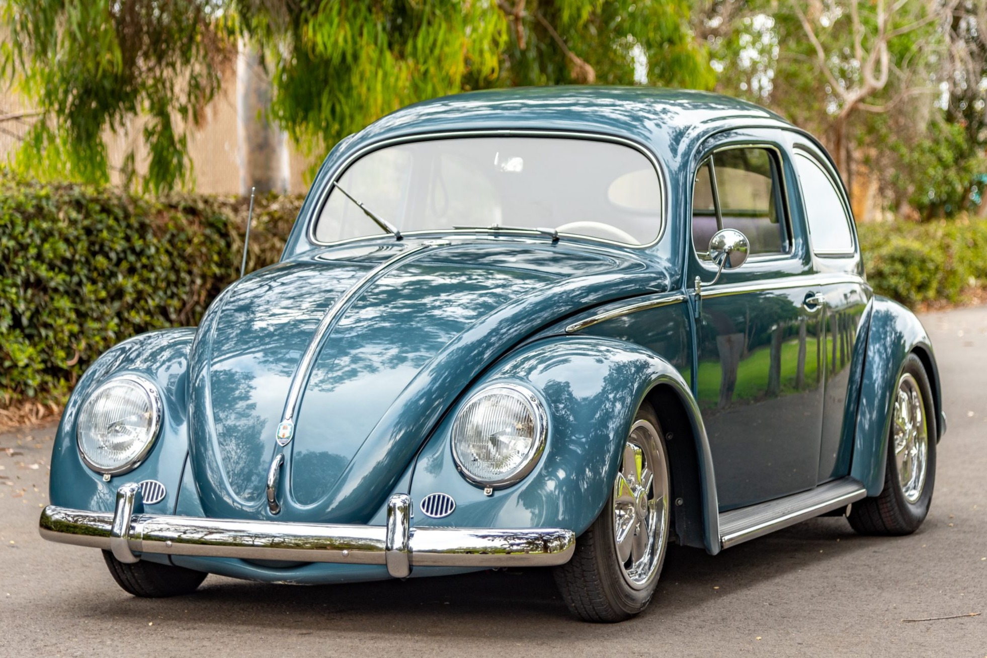 Volkswagen Beetle (Oval Window) 