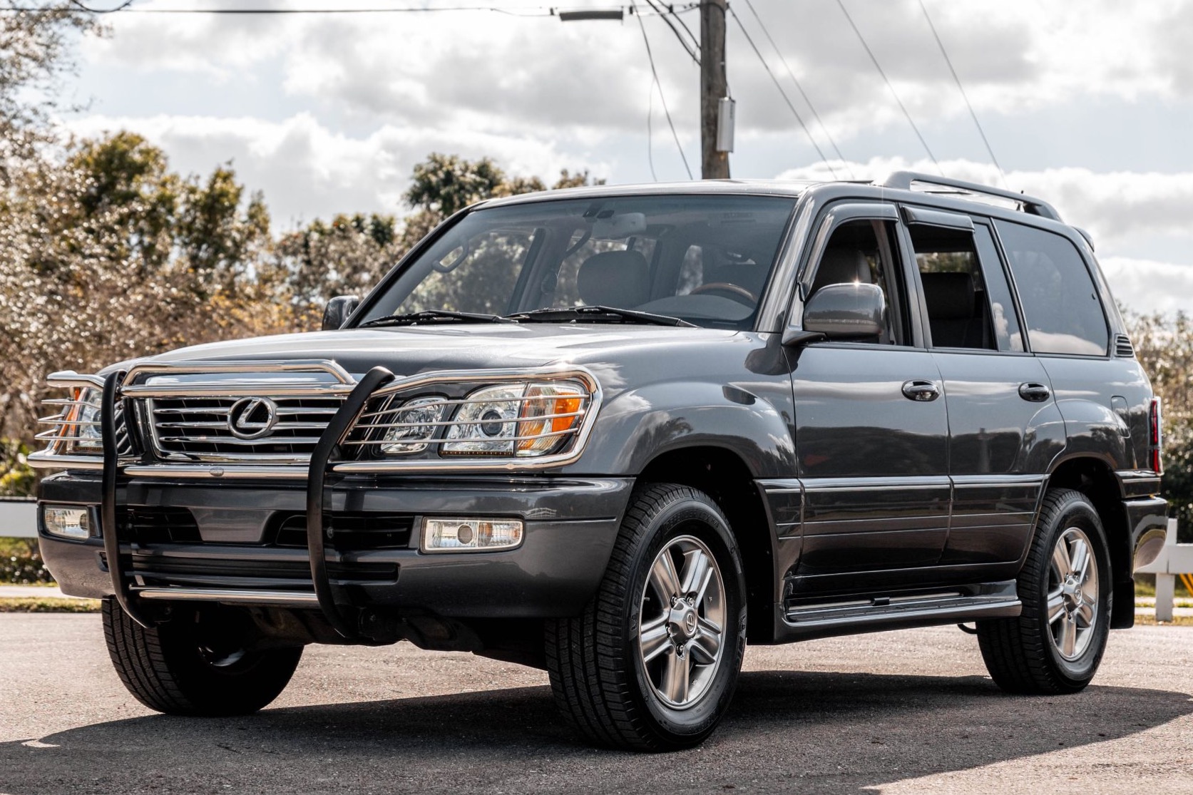 Lexus LX470 