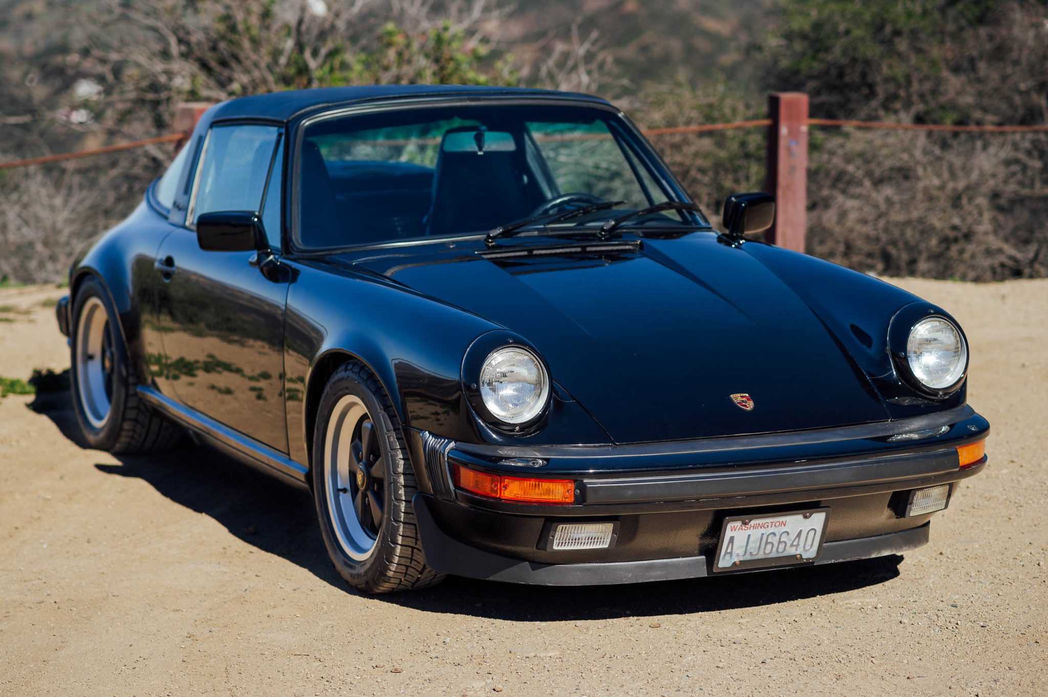 Porsche 911 Carrera 3.2 