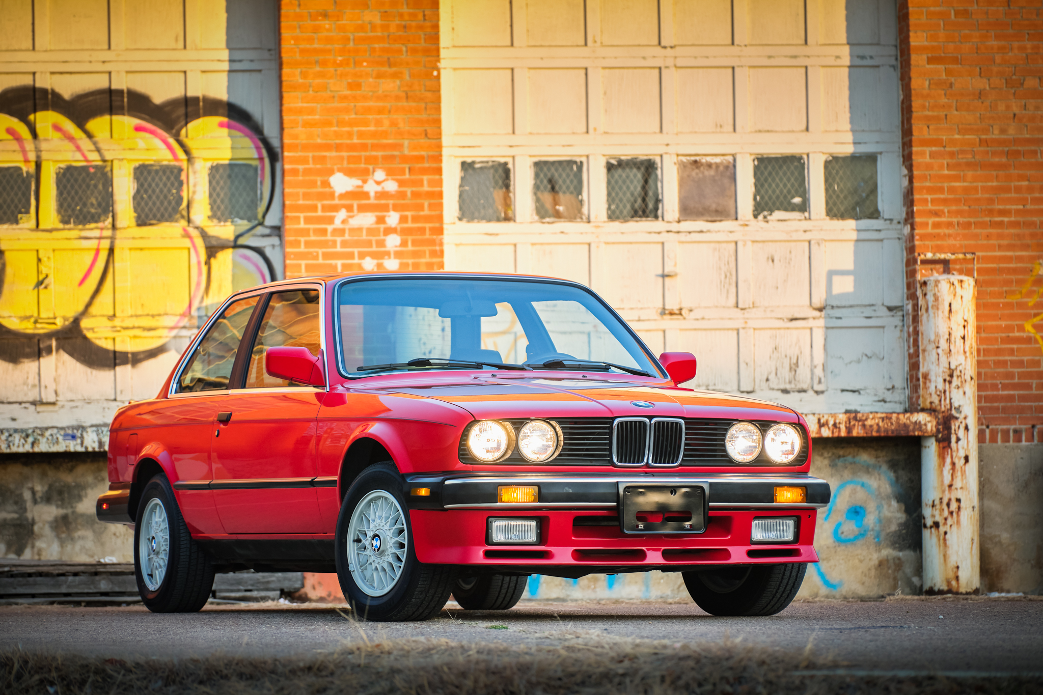 BMW E30 3-Series Coupe 