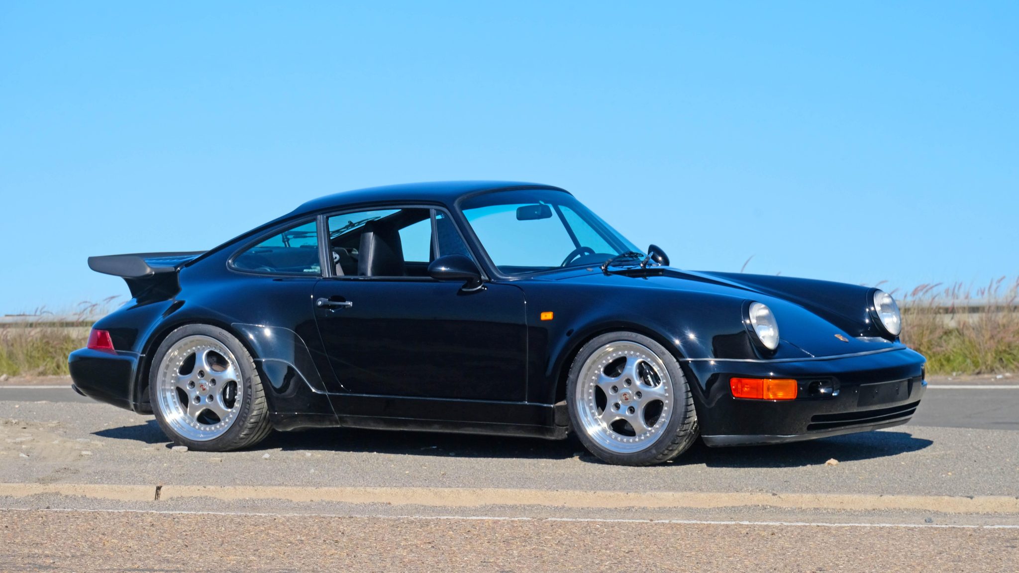 Porsche 964 Turbo 