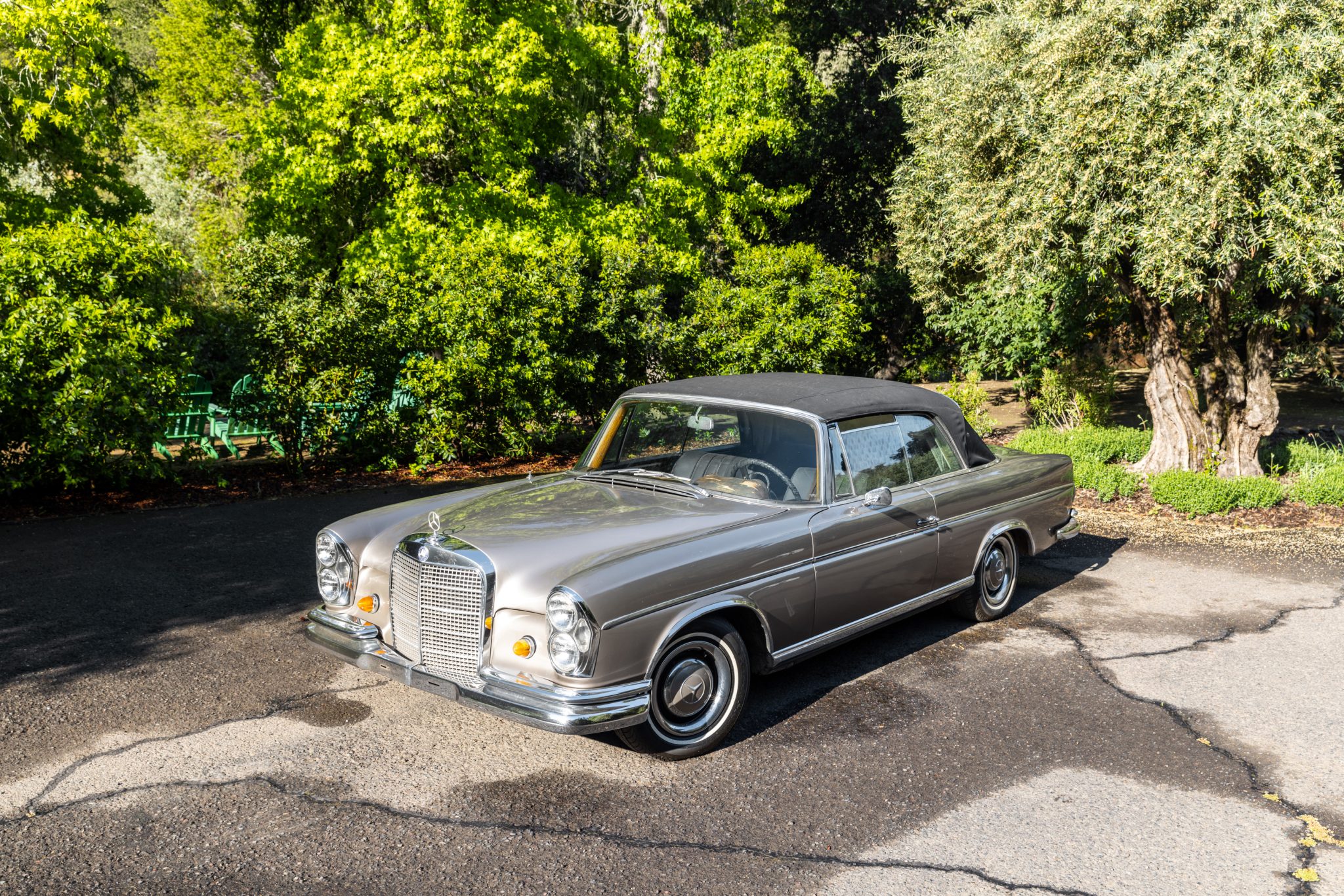 Mercedes-Benz W112 