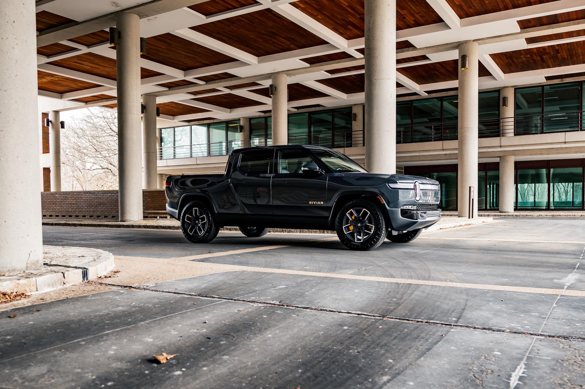 Rivian R1T 