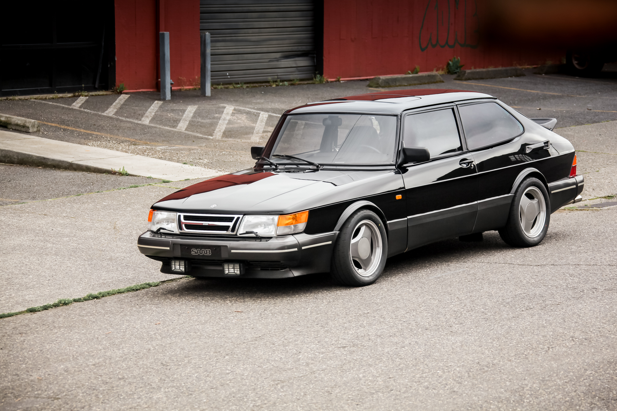 Saab 900 