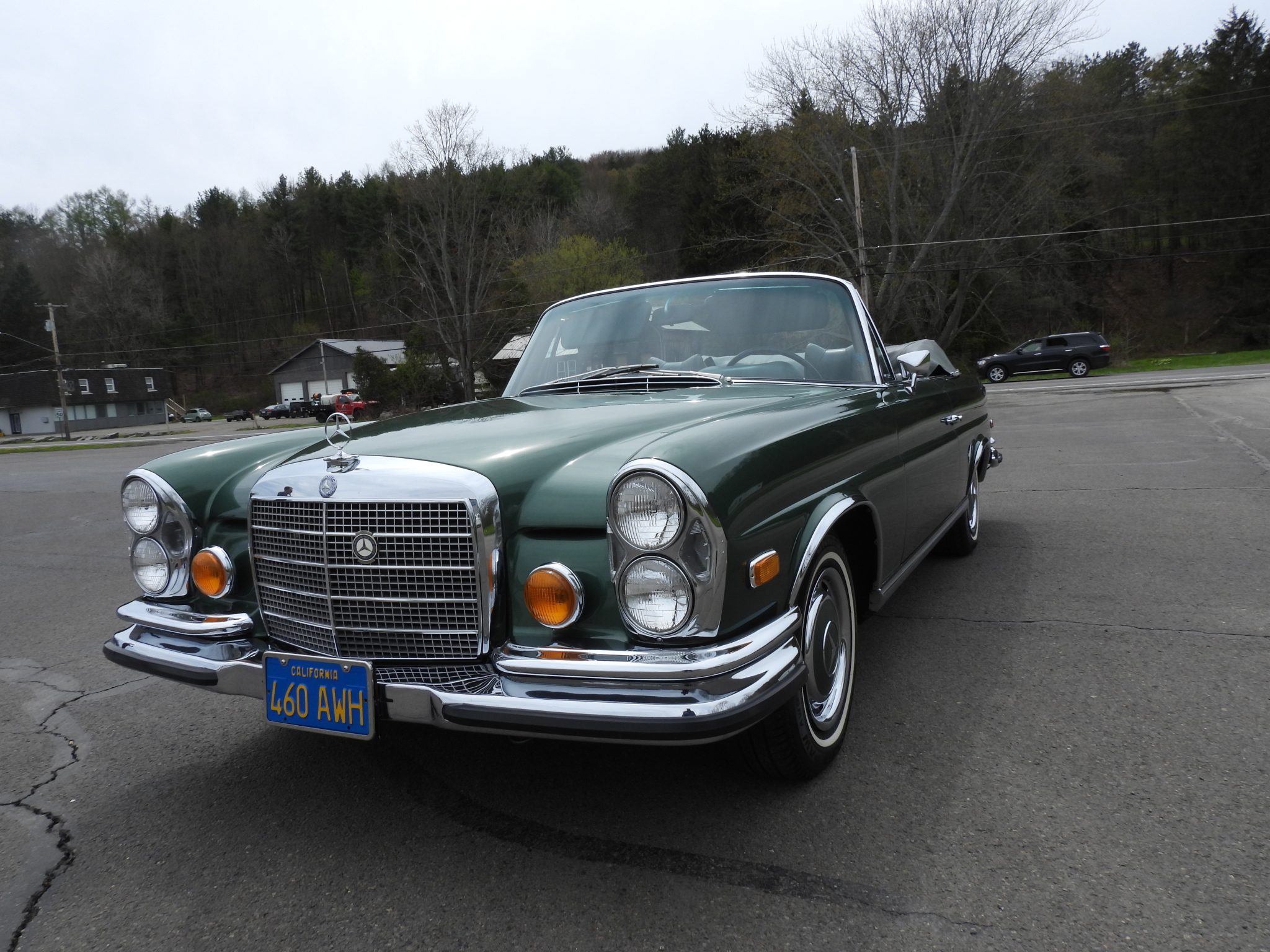 Mercedes-Benz W111 Coupe & Cabriolet 