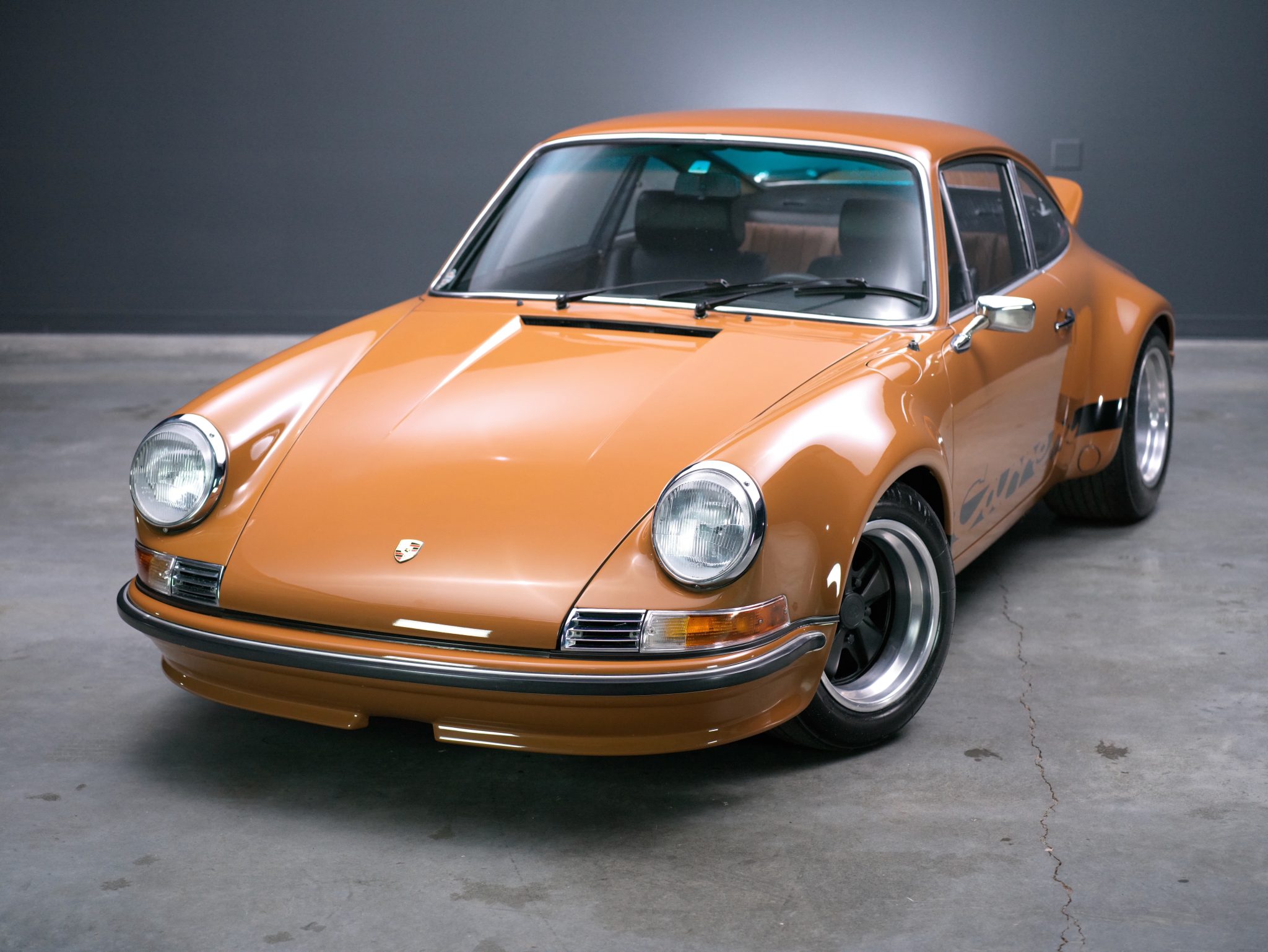 Porsche LWB 911T (1969-1973) 