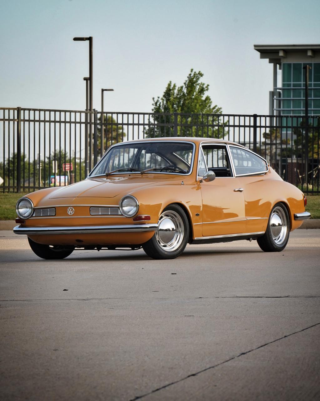 Volkswagen Karmann Ghia 