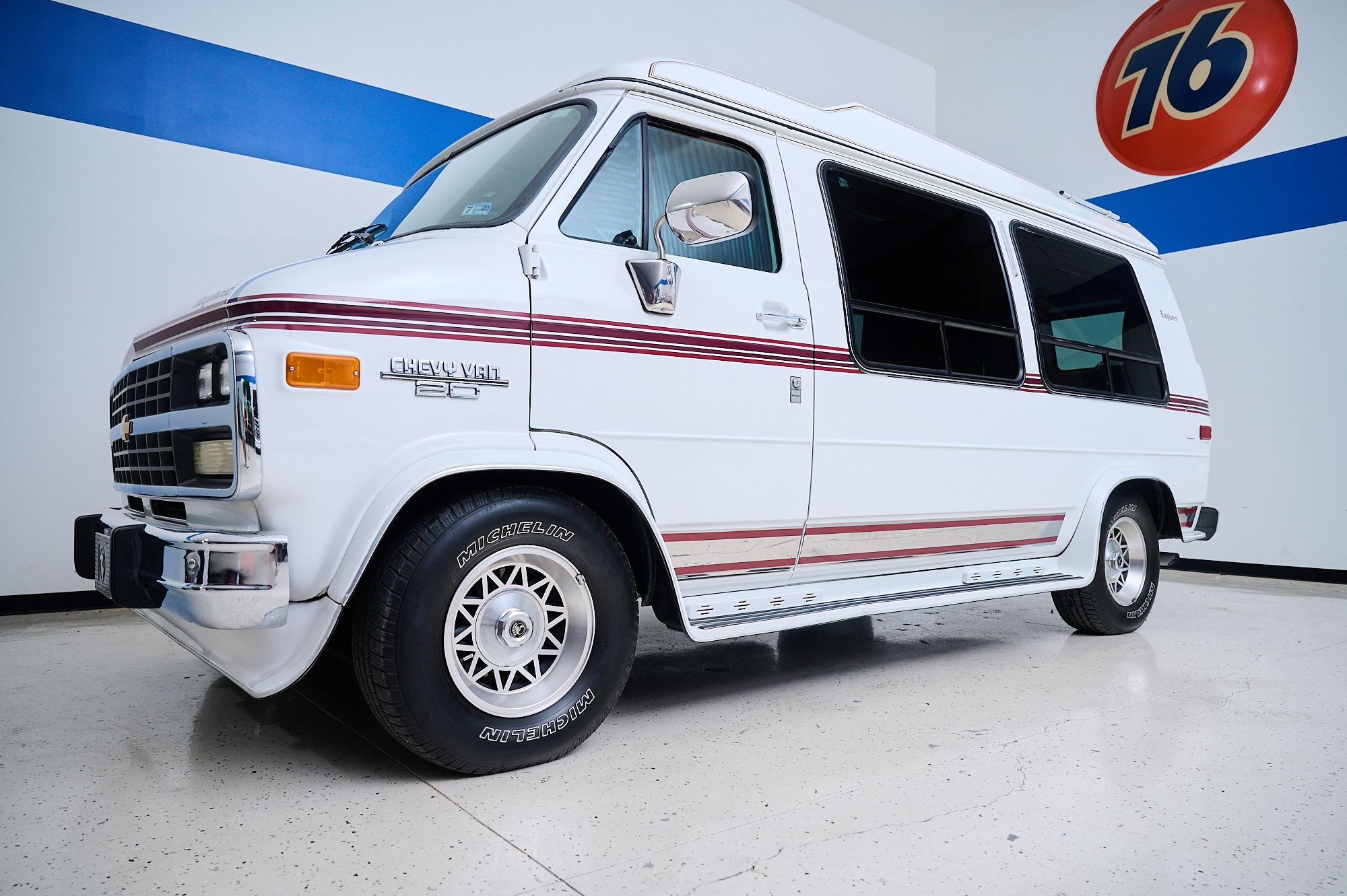 Chevrolet G-Series Van 