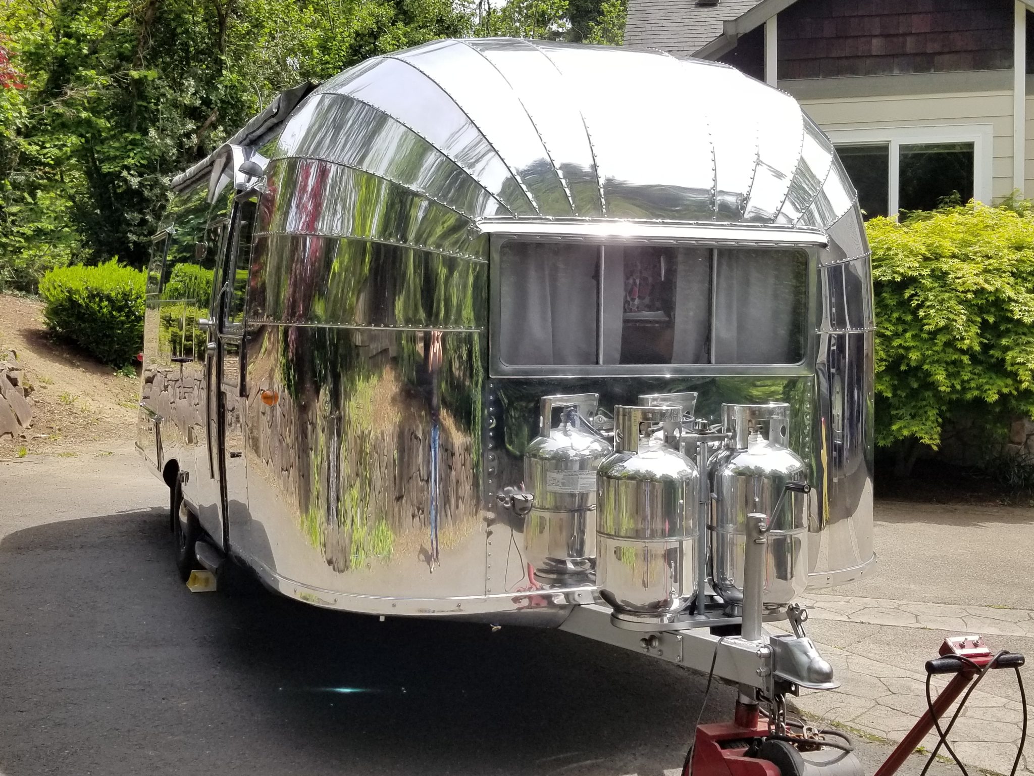 Parts and Automobilia – Trailers 