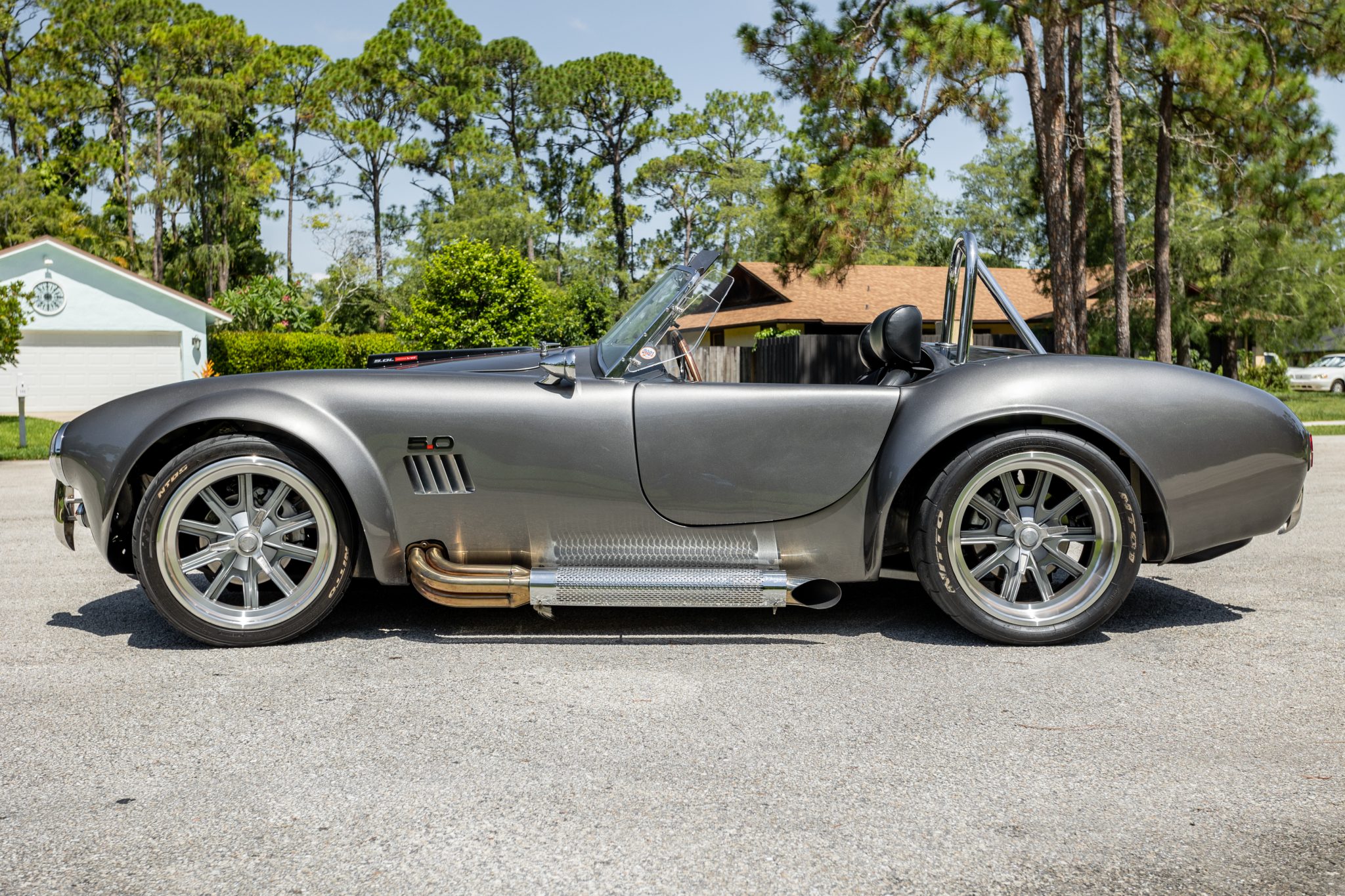 Shelby Cobra Replica 