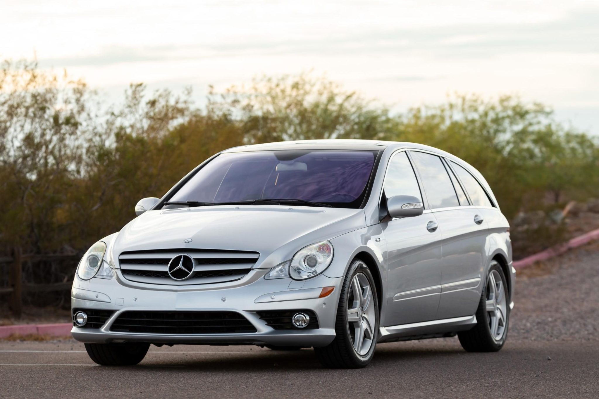 Mercedes-Benz R63 AMG 