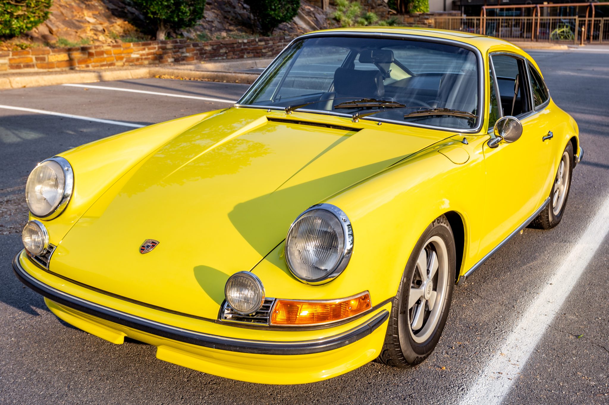Porsche LWB 911T (1969-1973) 