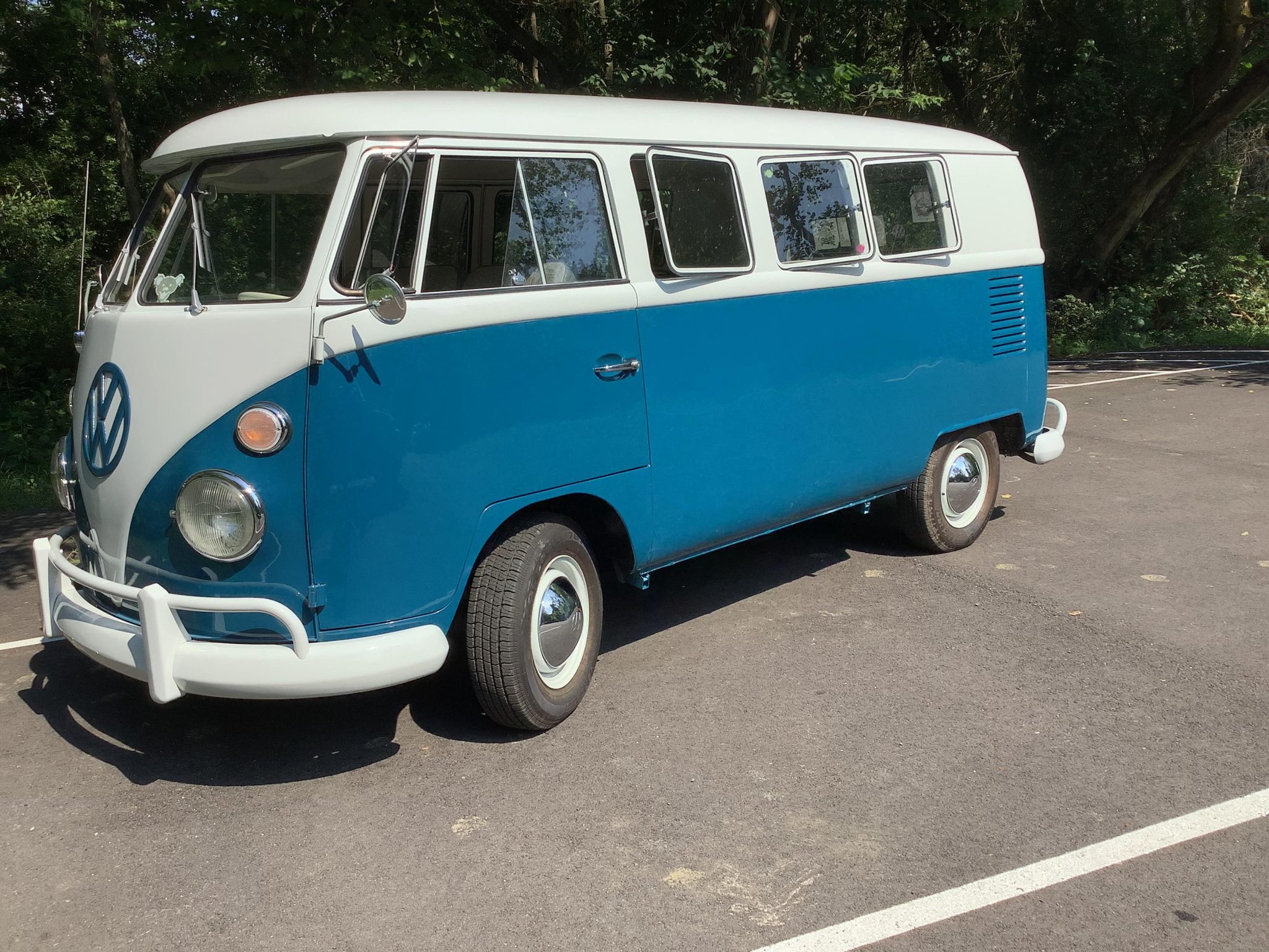 Volkswagen Split-Window Bus 