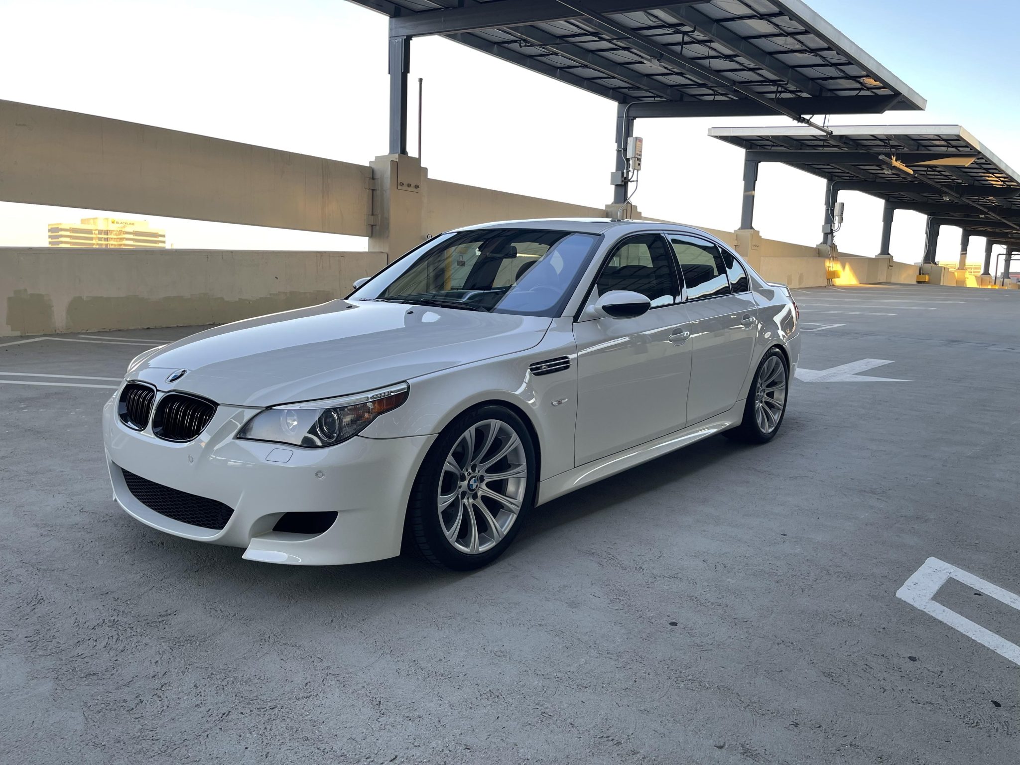 BMW E60 M5 