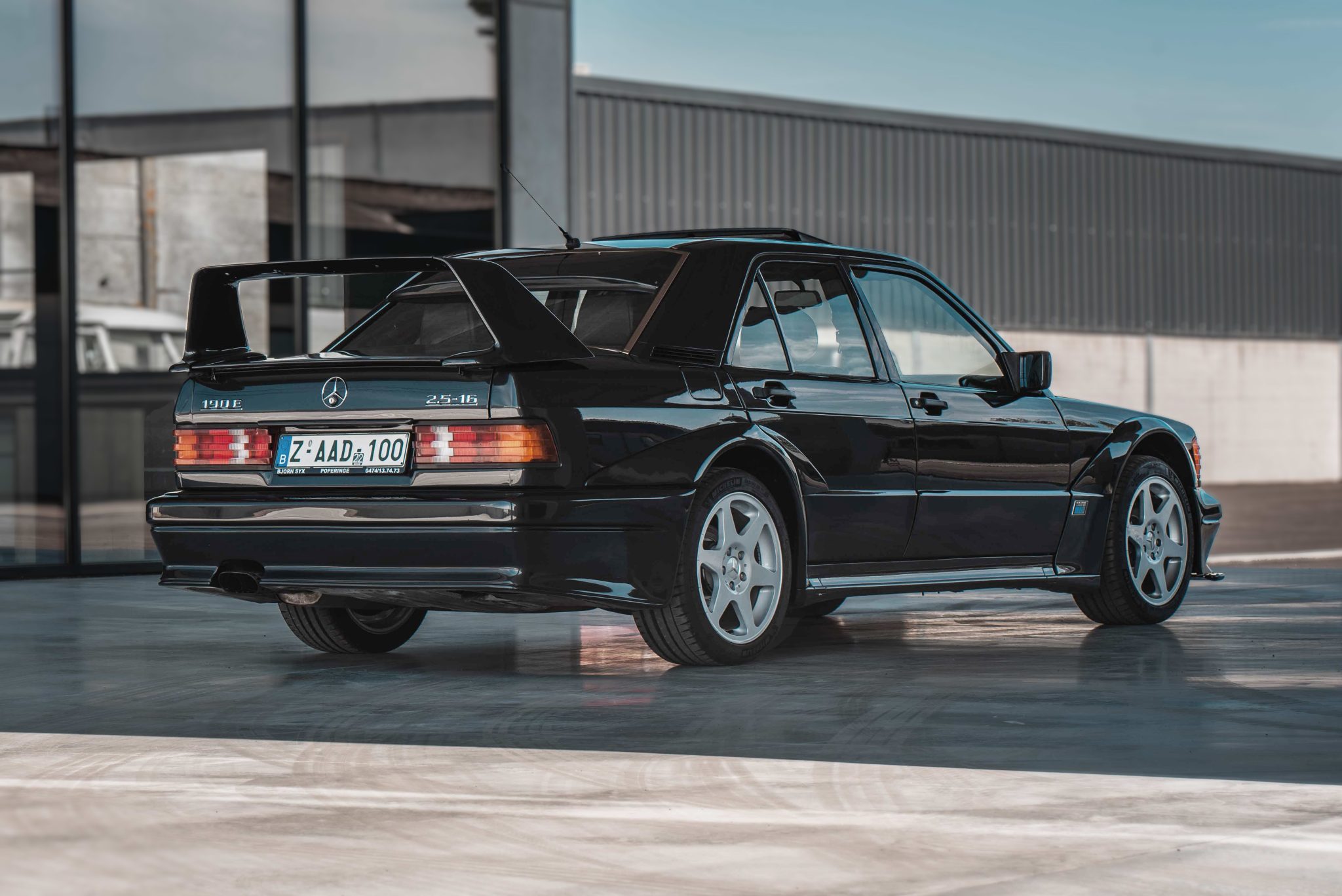 Mercedes-Benz 190E 2.3-16 & 2.5-16 